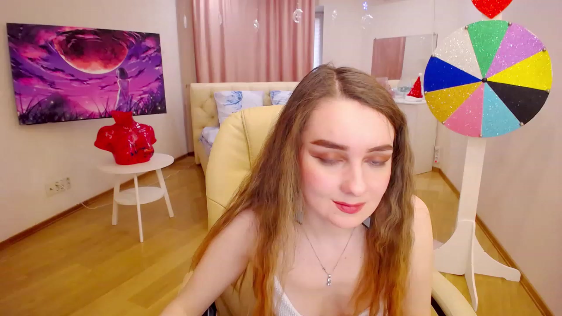 Gallery image thumbnail from OceanFeelss's myfreecams stream on, 02/06/2023, 13:40 image 1 of 20