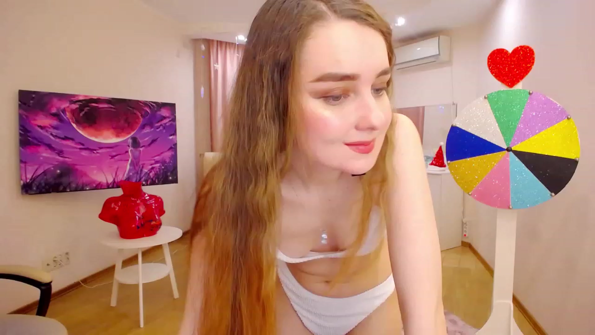 Gallery image thumbnail from OceanFeelss's myfreecams stream on, 02/06/2023, 13:40 image 12 of 20
