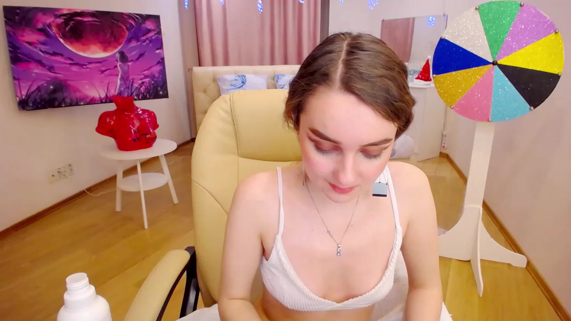 Gallery image thumbnail from OceanFeelss's myfreecams stream on, 02/06/2023, 15:14 image 9 of 20