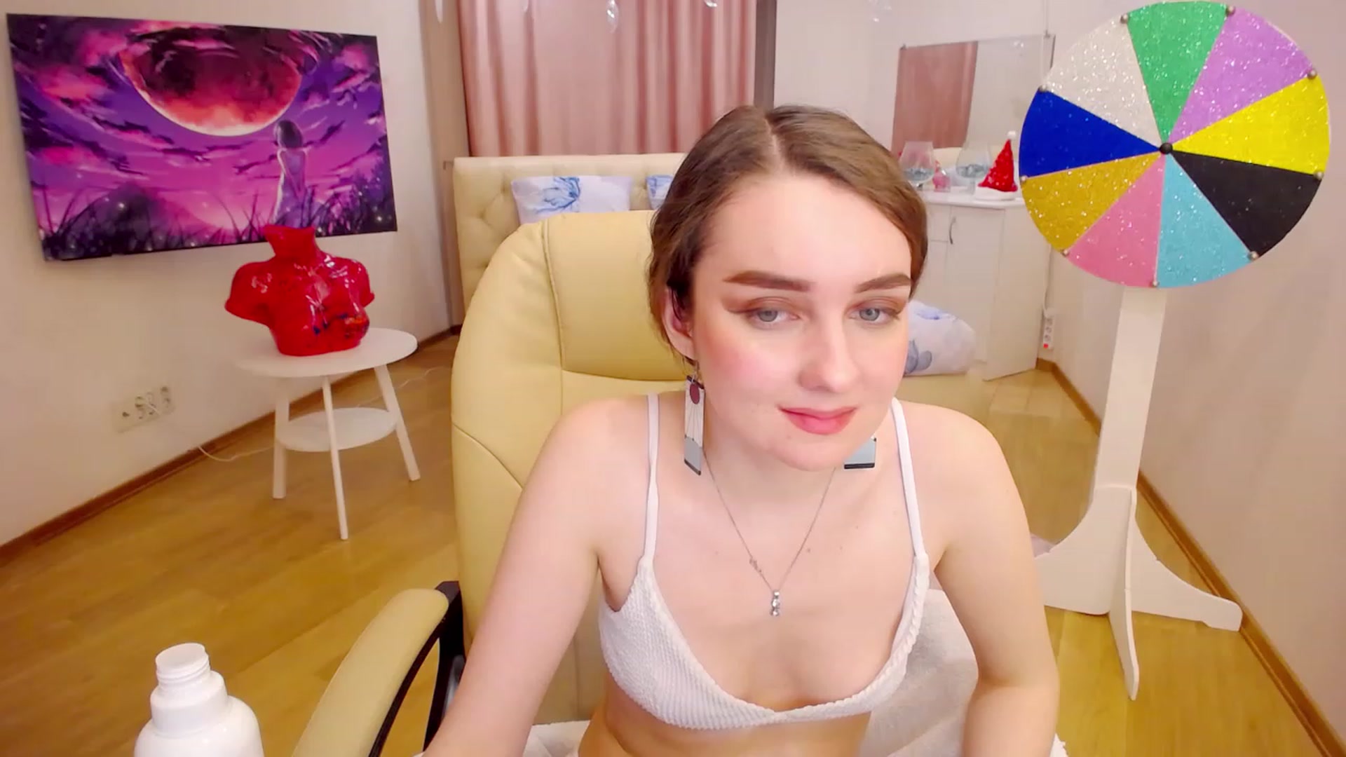 Gallery image thumbnail from OceanFeelss's myfreecams stream on, 02/06/2023, 15:14 image 10 of 20