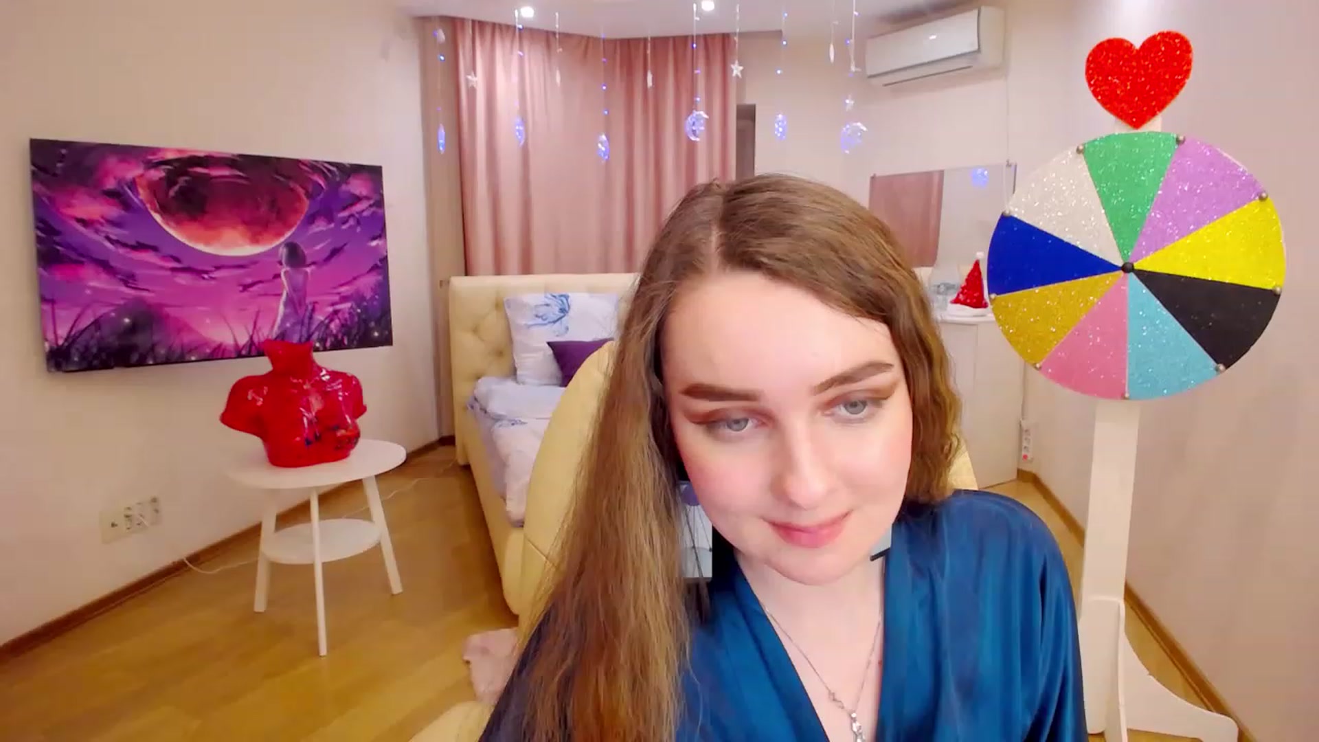 Gallery image thumbnail from OceanFeelss's myfreecams stream on, 02/06/2023, 16:31 image 10 of 20