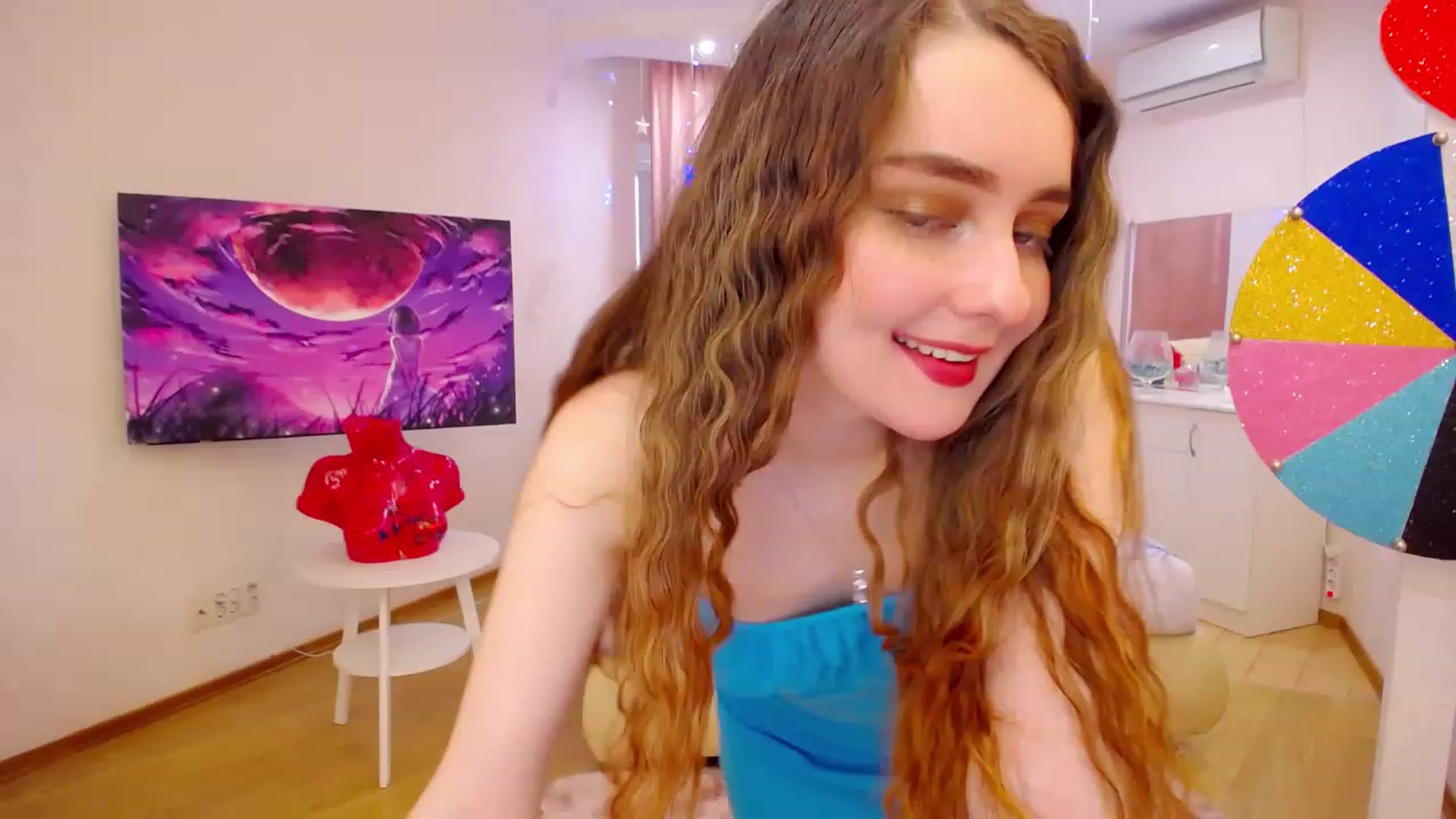 Gallery image thumbnail from OceanFeelss's myfreecams stream on, 02/11/2023, 11:04 image 13 of 20