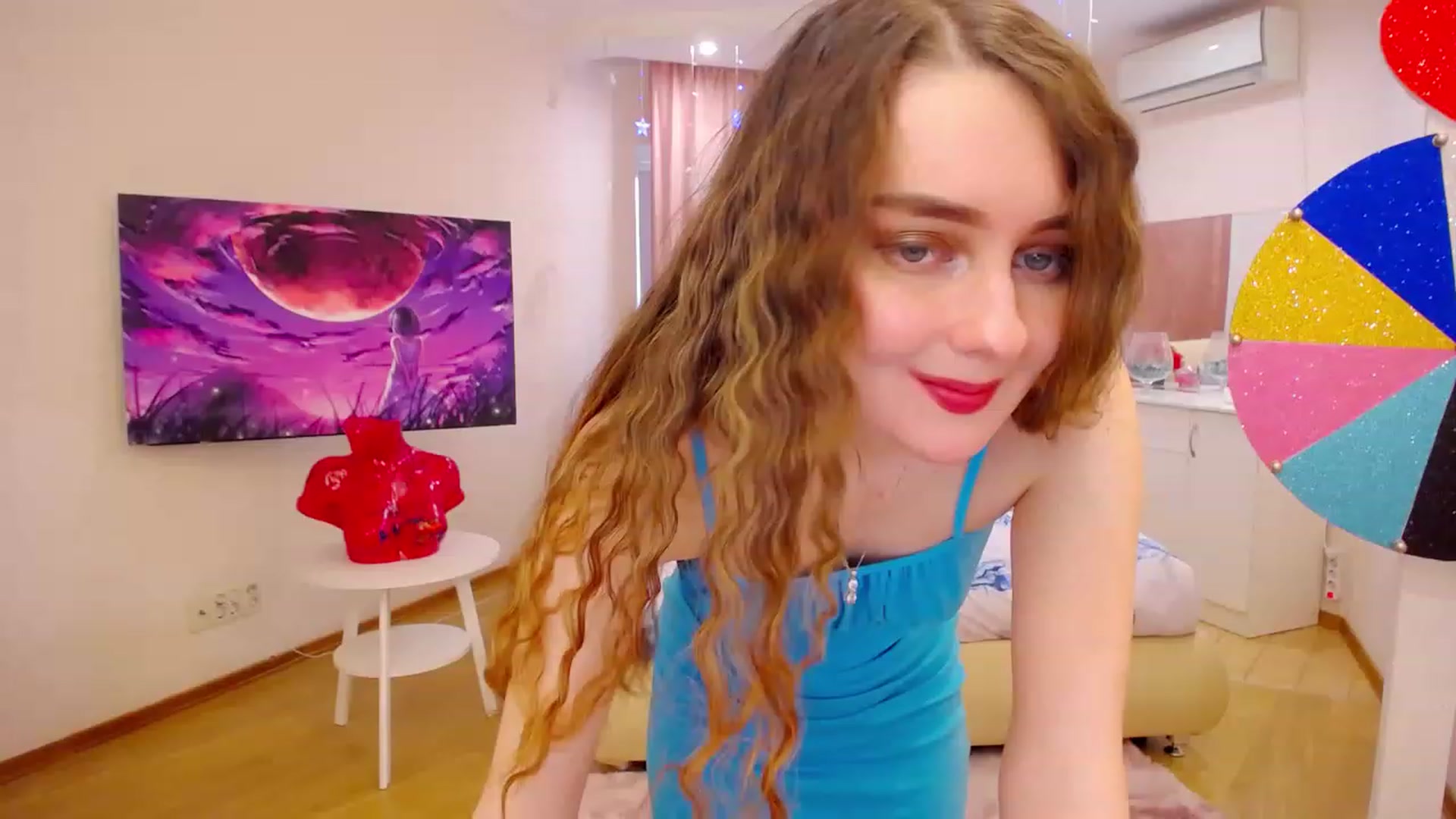 Gallery image thumbnail from OceanFeelss's myfreecams stream on, 02/11/2023, 11:04 image 9 of 20