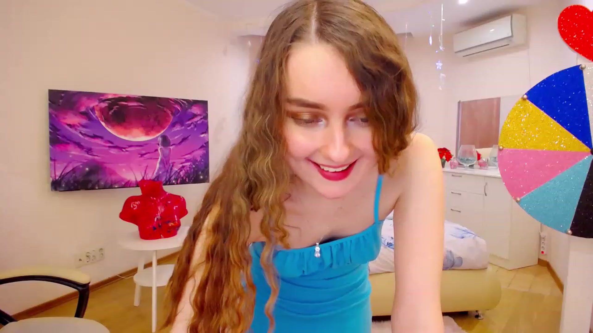 Gallery image thumbnail from OceanFeelss's myfreecams stream on, 02/11/2023, 11:46 image 18 of 20