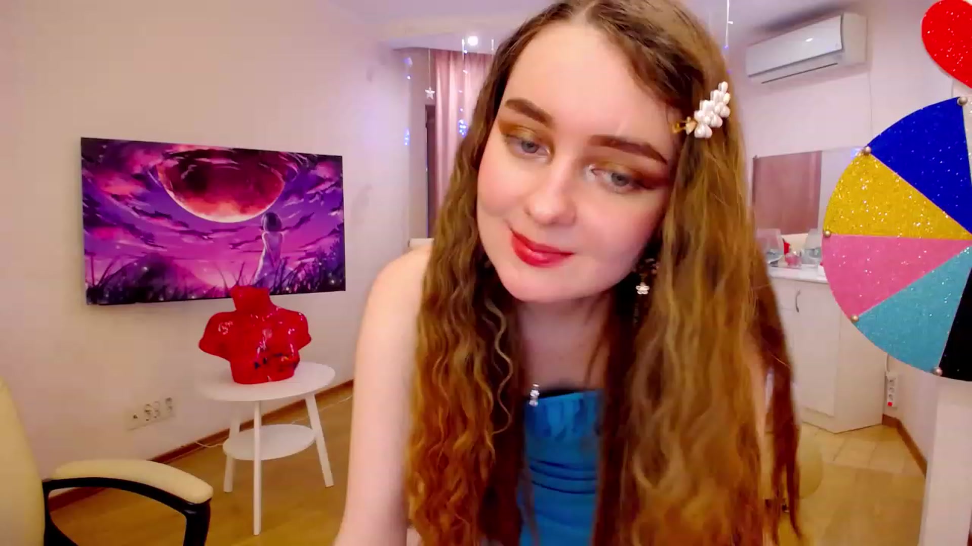 Gallery image thumbnail from OceanFeelss's myfreecams stream on, 02/11/2023, 14:15 image 8 of 20