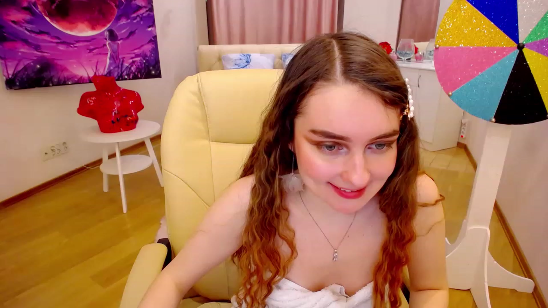 Gallery image thumbnail from OceanFeelss's myfreecams stream on, 02/11/2023, 14:56 image 8 of 20