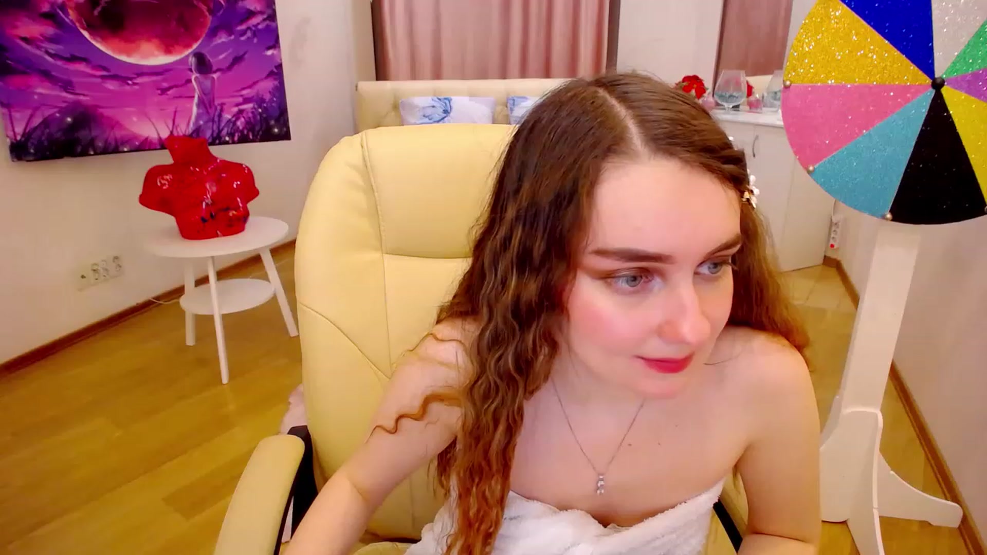 Gallery image thumbnail from OceanFeelss's myfreecams stream on, 02/11/2023, 14:56 image 16 of 20
