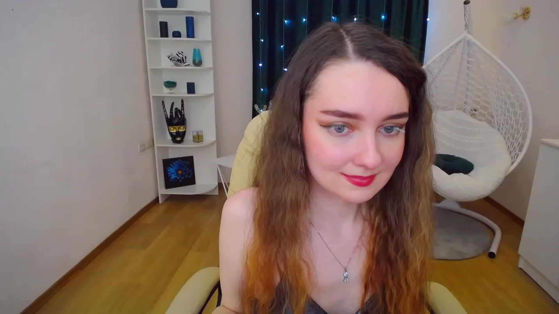 Gallery image thumbnail from OceanFeelss's myfreecams stream on, 02/12/2023, 12:16 image 19 of 20