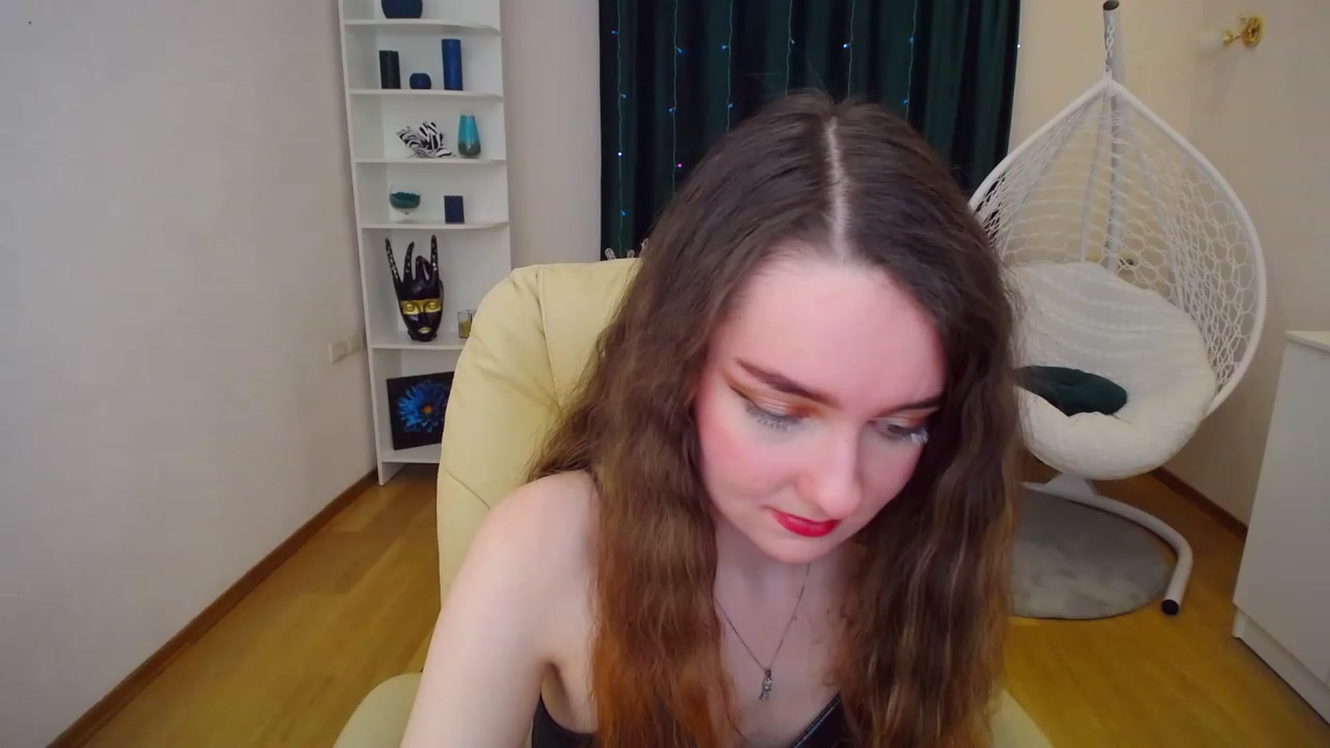 Gallery image thumbnail from OceanFeelss's myfreecams stream on, 02/12/2023, 12:16 image 18 of 20