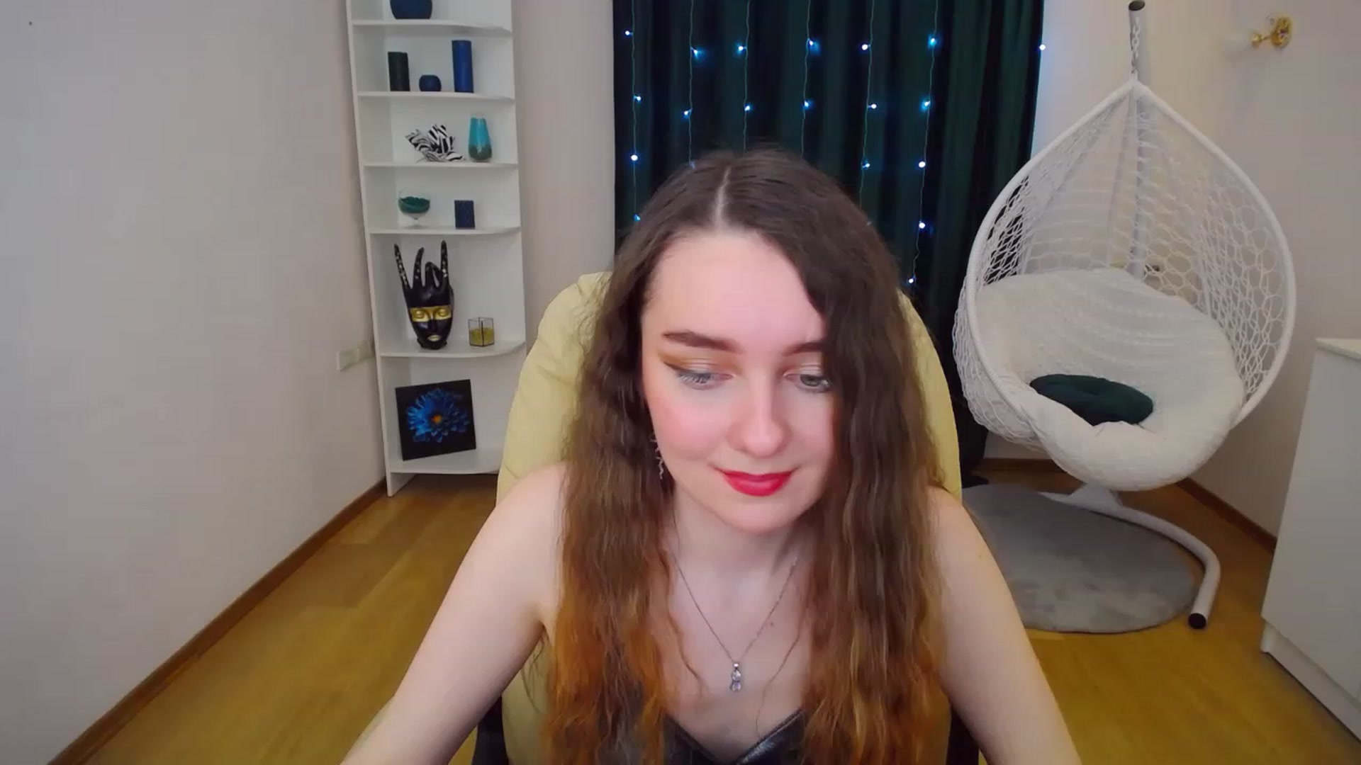 Gallery image thumbnail from OceanFeelss's myfreecams stream on, 02/12/2023, 12:16 image 17 of 20