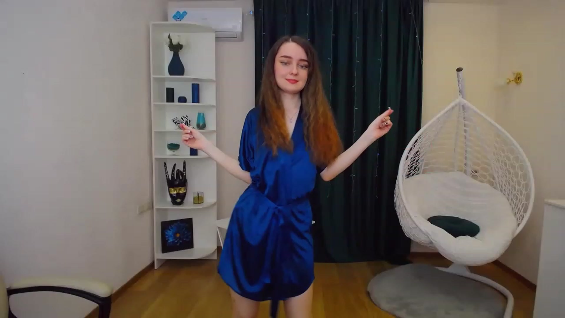 Gallery image thumbnail from OceanFeelss's myfreecams stream on, 02/12/2023, 13:13 image 10 of 20