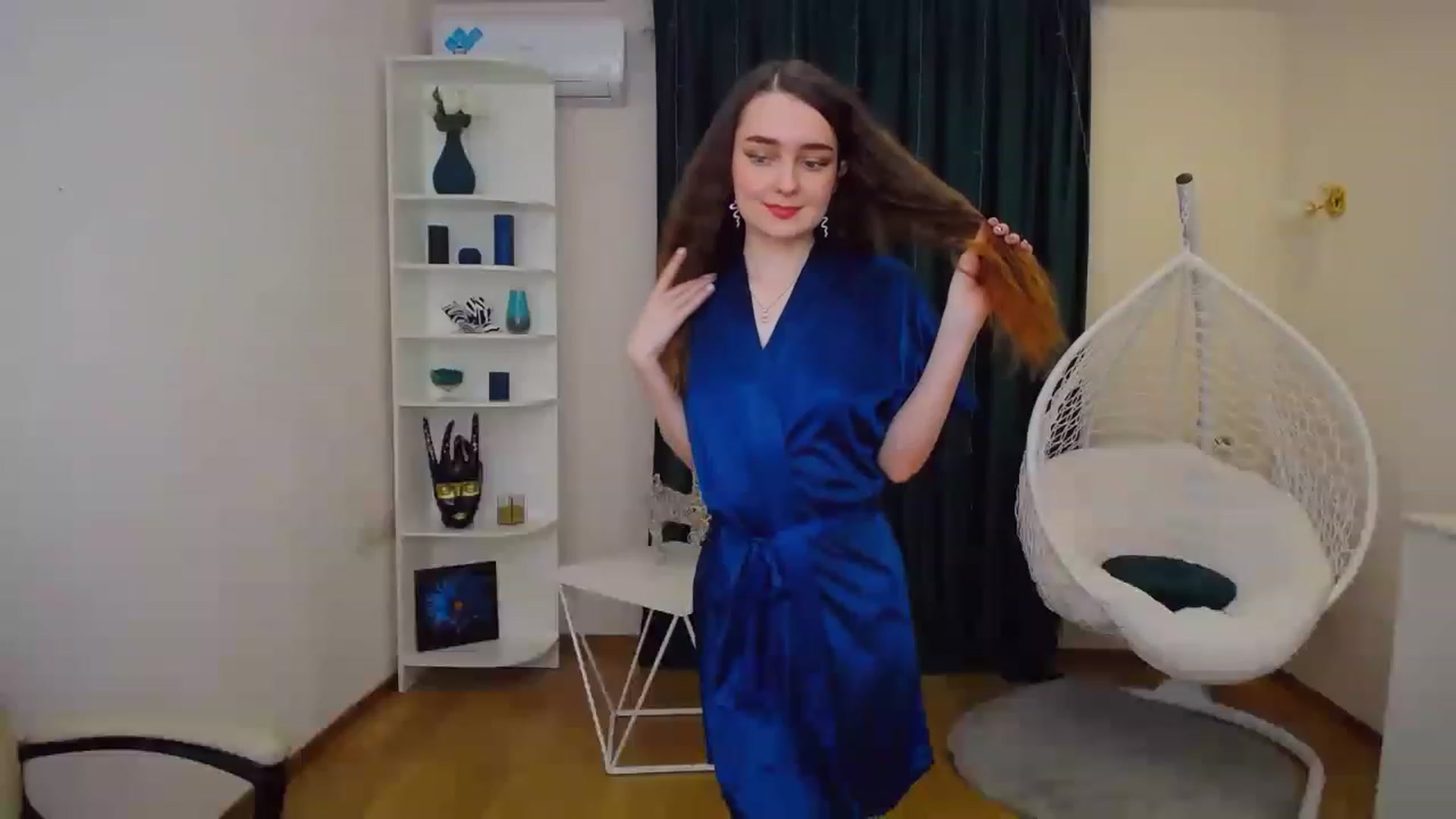 Gallery image thumbnail from OceanFeelss's myfreecams stream on, 02/12/2023, 13:13 image 19 of 20