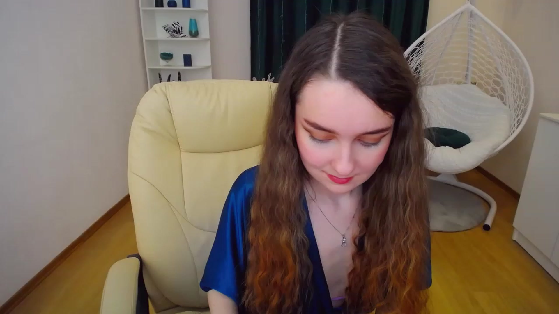 Gallery image thumbnail from OceanFeelss's myfreecams stream on, 02/12/2023, 13:49 image 12 of 20