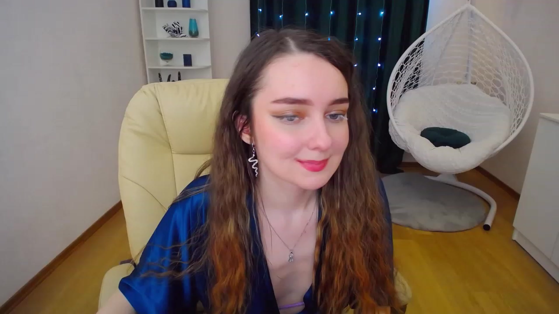 Gallery image thumbnail from OceanFeelss's myfreecams stream on, 02/12/2023, 13:49 image 6 of 20