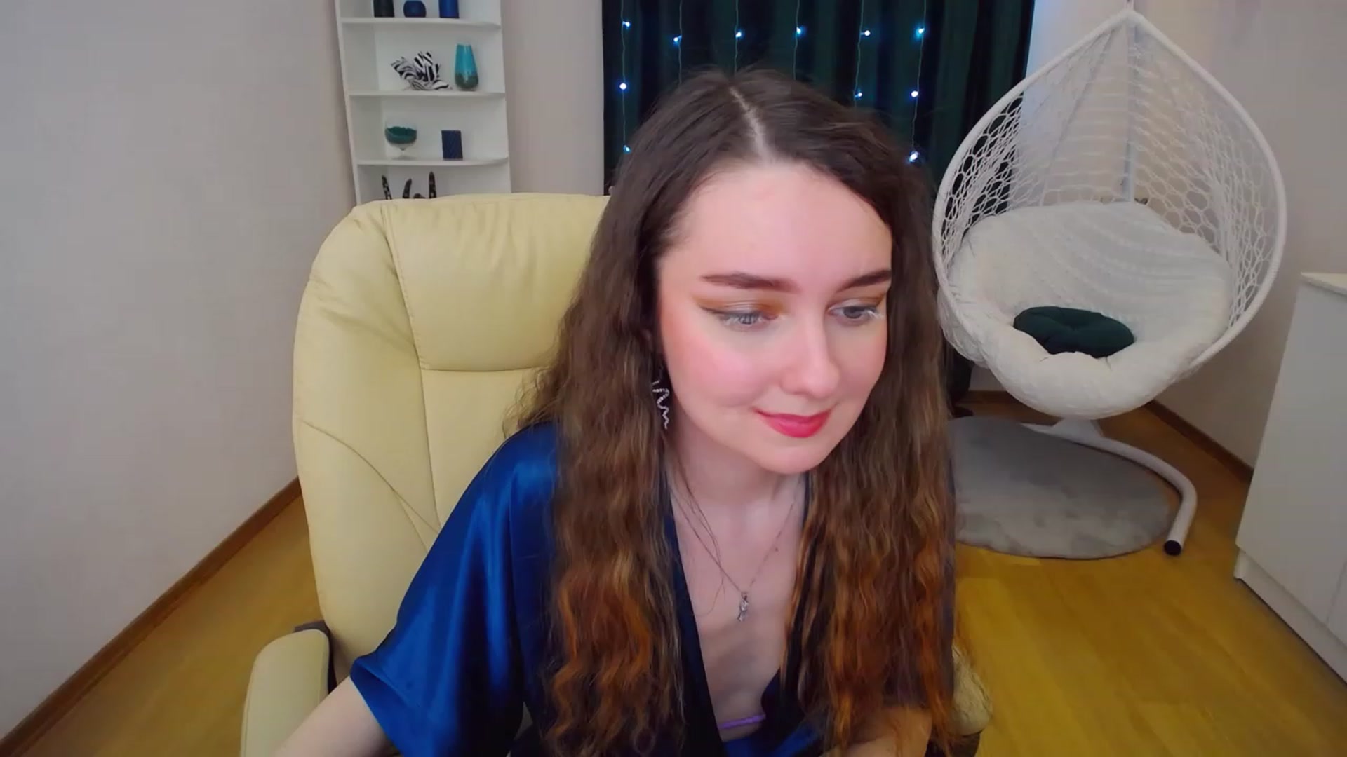 Gallery image thumbnail from OceanFeelss's myfreecams stream on, 02/12/2023, 13:49 image 2 of 20