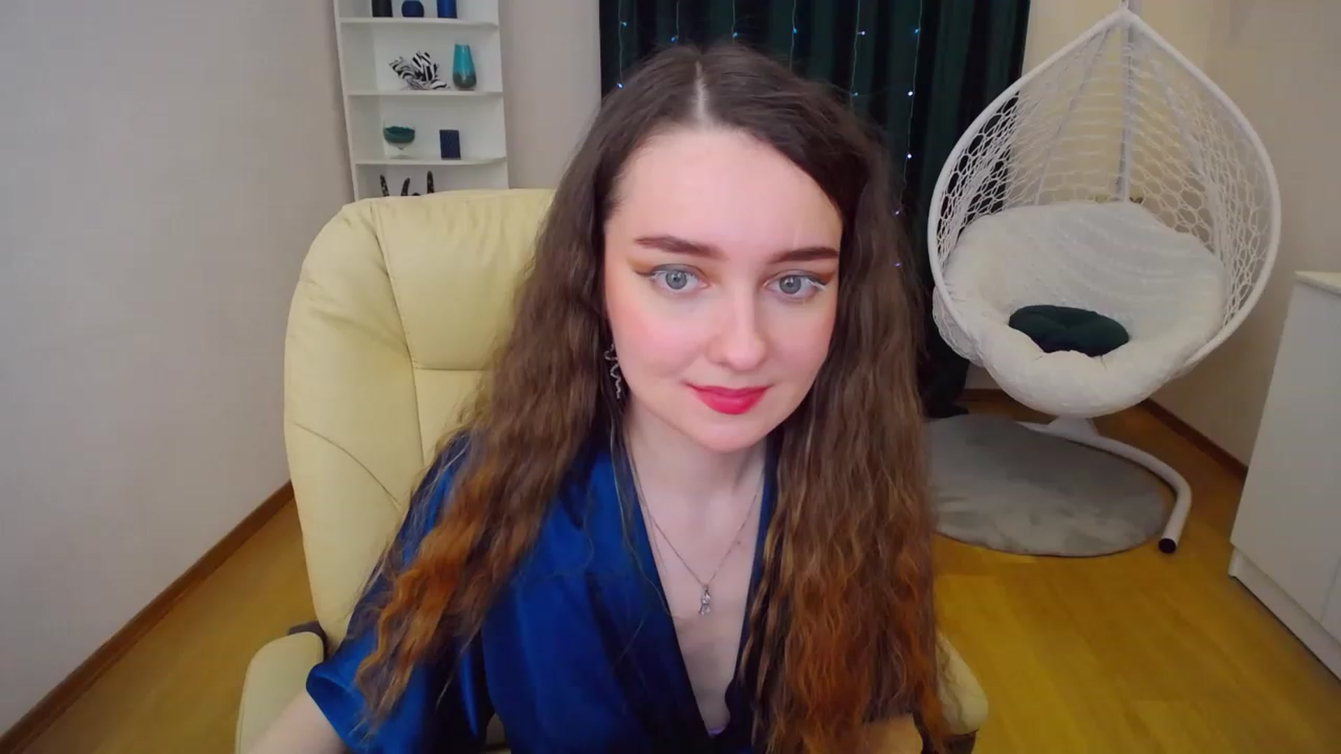 Gallery image thumbnail from OceanFeelss's myfreecams stream on, 02/12/2023, 13:49 image 7 of 20