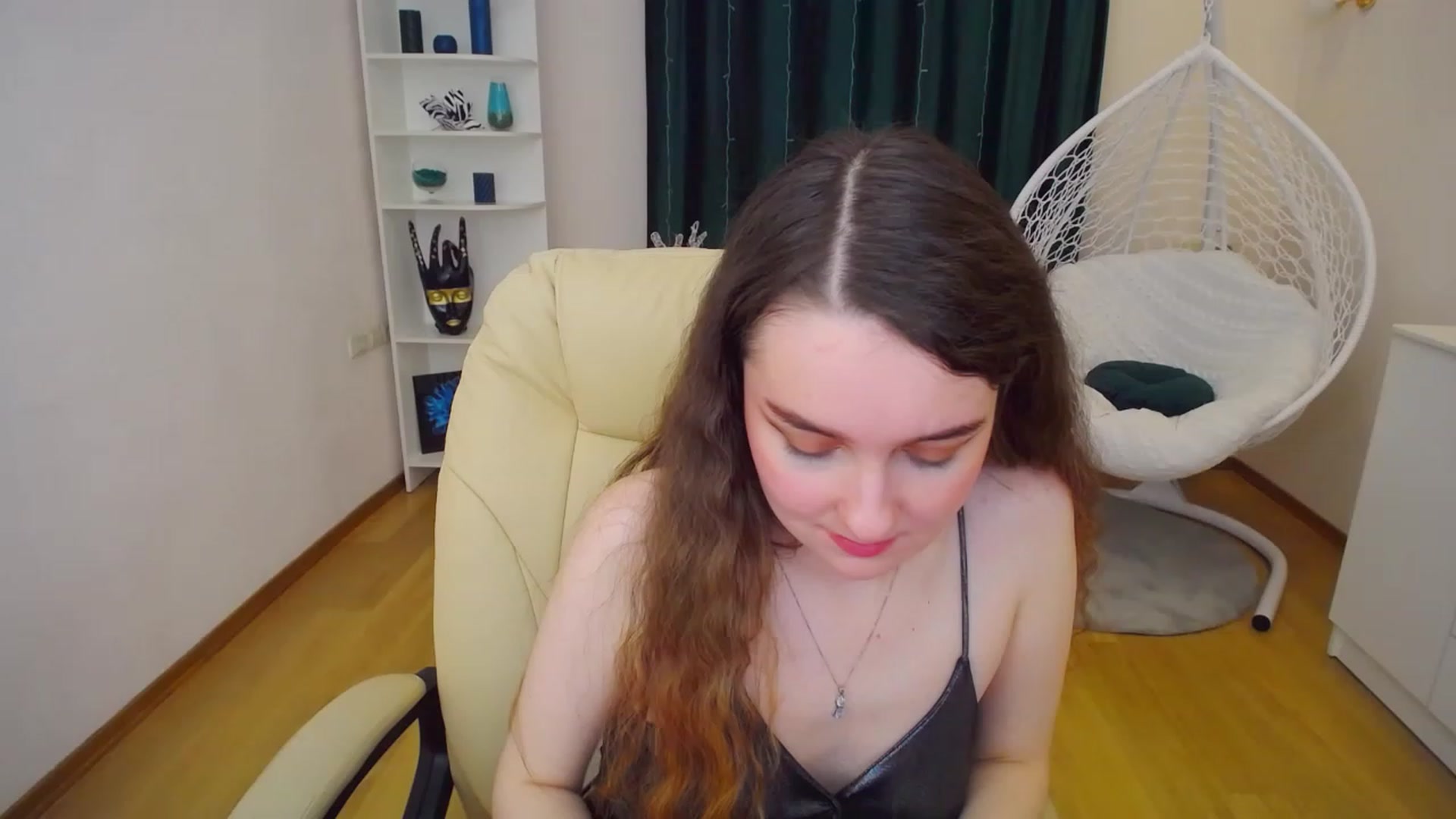 Gallery image thumbnail from OceanFeelss's myfreecams stream on, 02/12/2023, 14:59 image 20 of 20