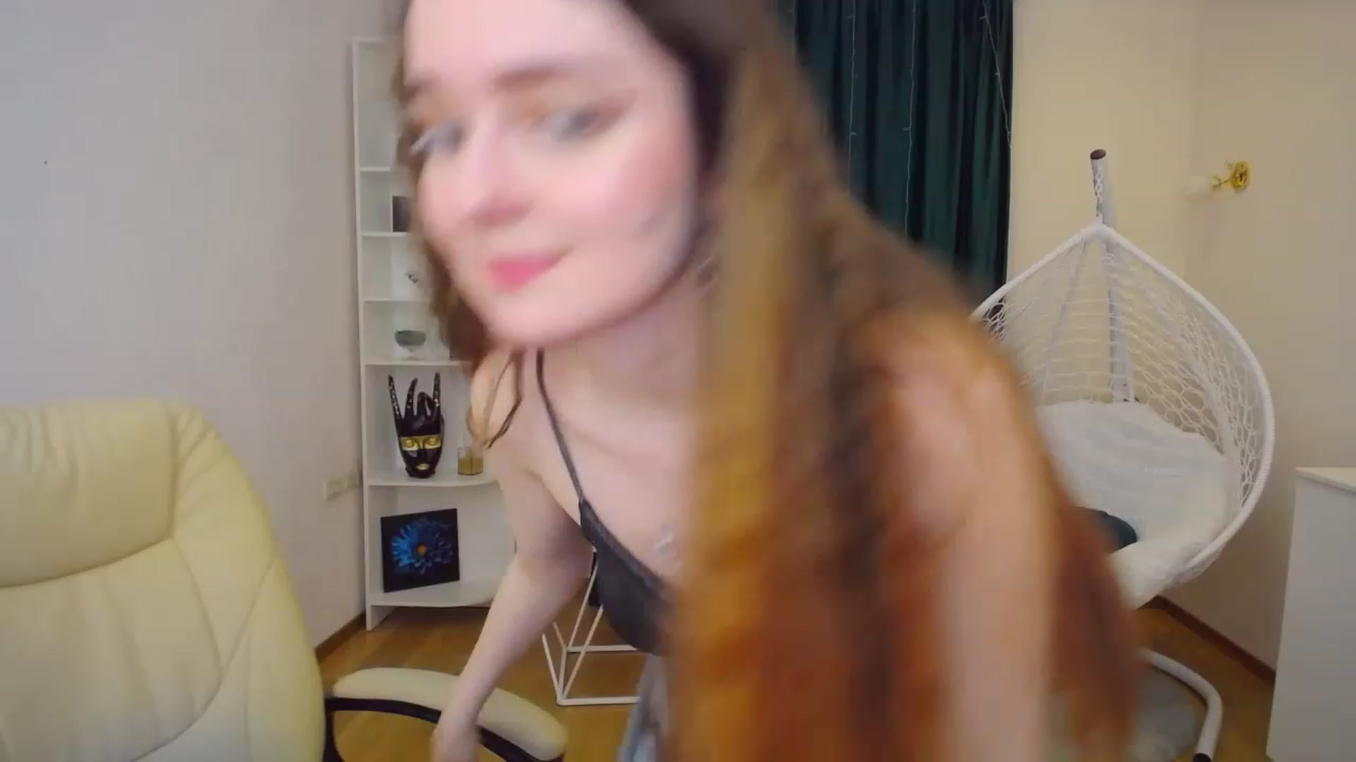 Gallery image thumbnail from OceanFeelss's myfreecams stream on, 02/12/2023, 14:59 image 8 of 20