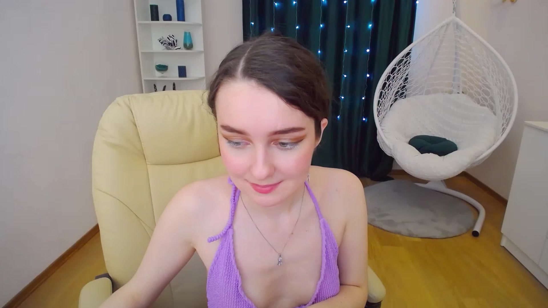 Gallery image thumbnail from OceanFeelss's myfreecams stream on, 02/12/2023, 15:32 image 2 of 20