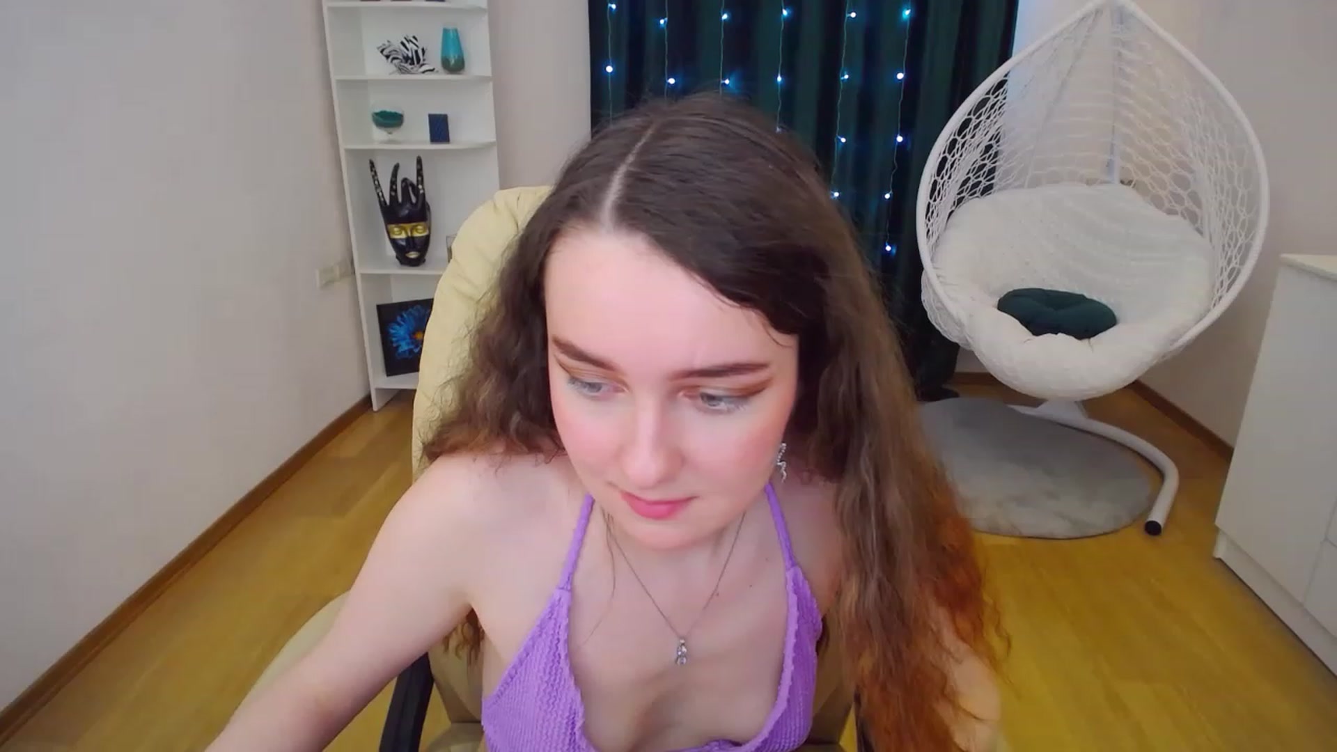 Gallery image thumbnail from OceanFeelss's myfreecams stream on, 02/12/2023, 16:46 image 16 of 20
