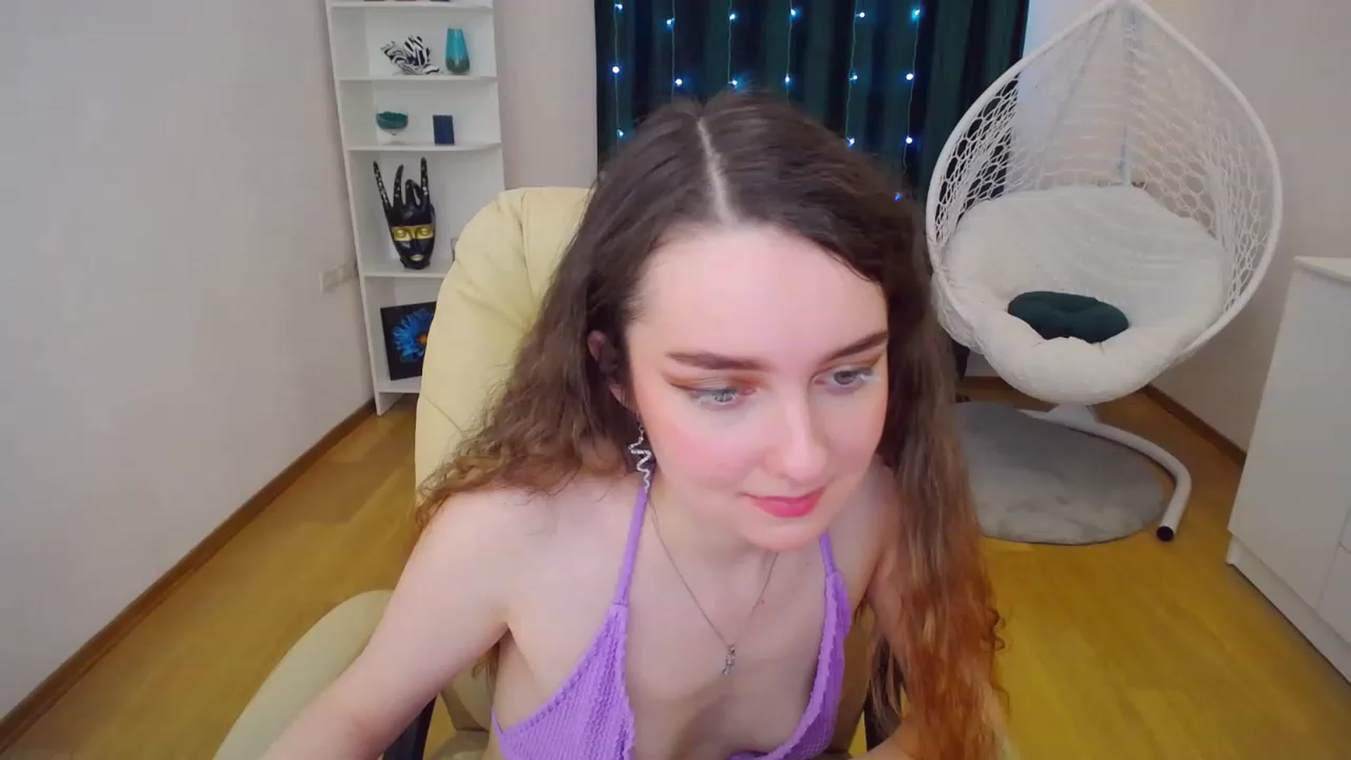 Gallery image thumbnail from OceanFeelss's myfreecams stream on, 02/12/2023, 16:46 image 19 of 20