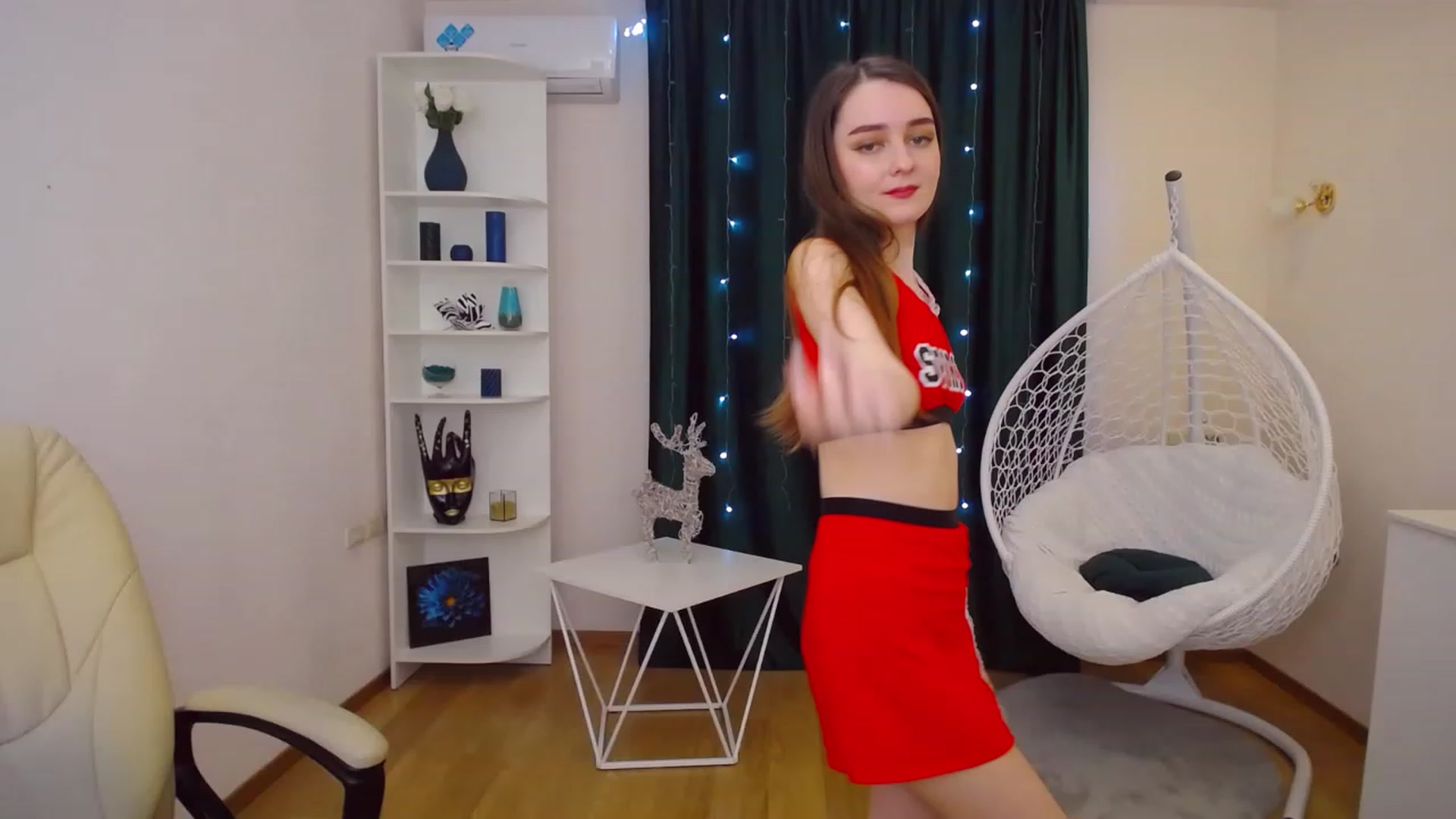 Gallery image thumbnail from OceanFeelss's myfreecams stream on, 02/13/2023, 07:47 image 2 of 20