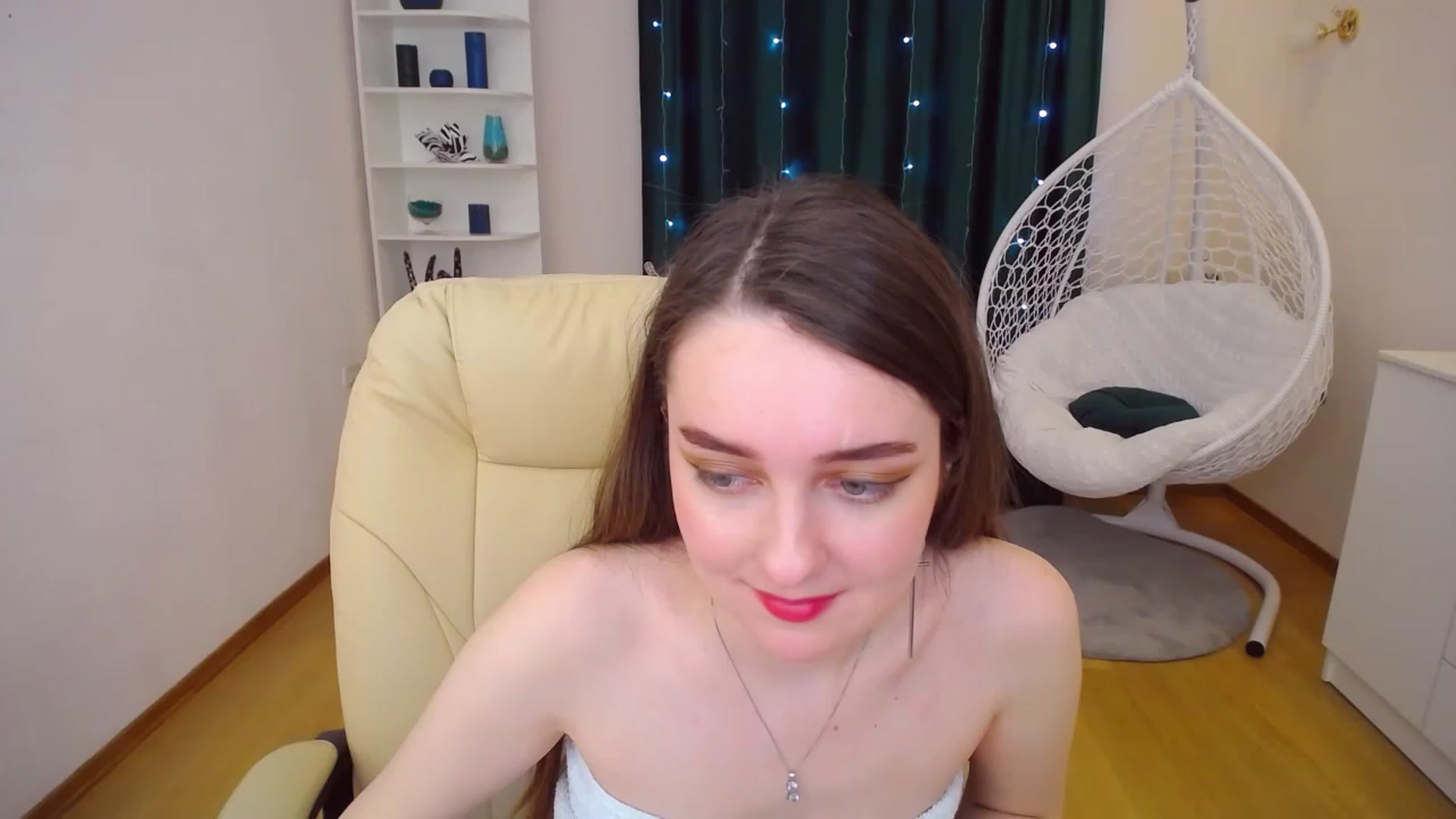 Gallery image thumbnail from OceanFeelss's myfreecams stream on, 02/13/2023, 09:48 image 7 of 20