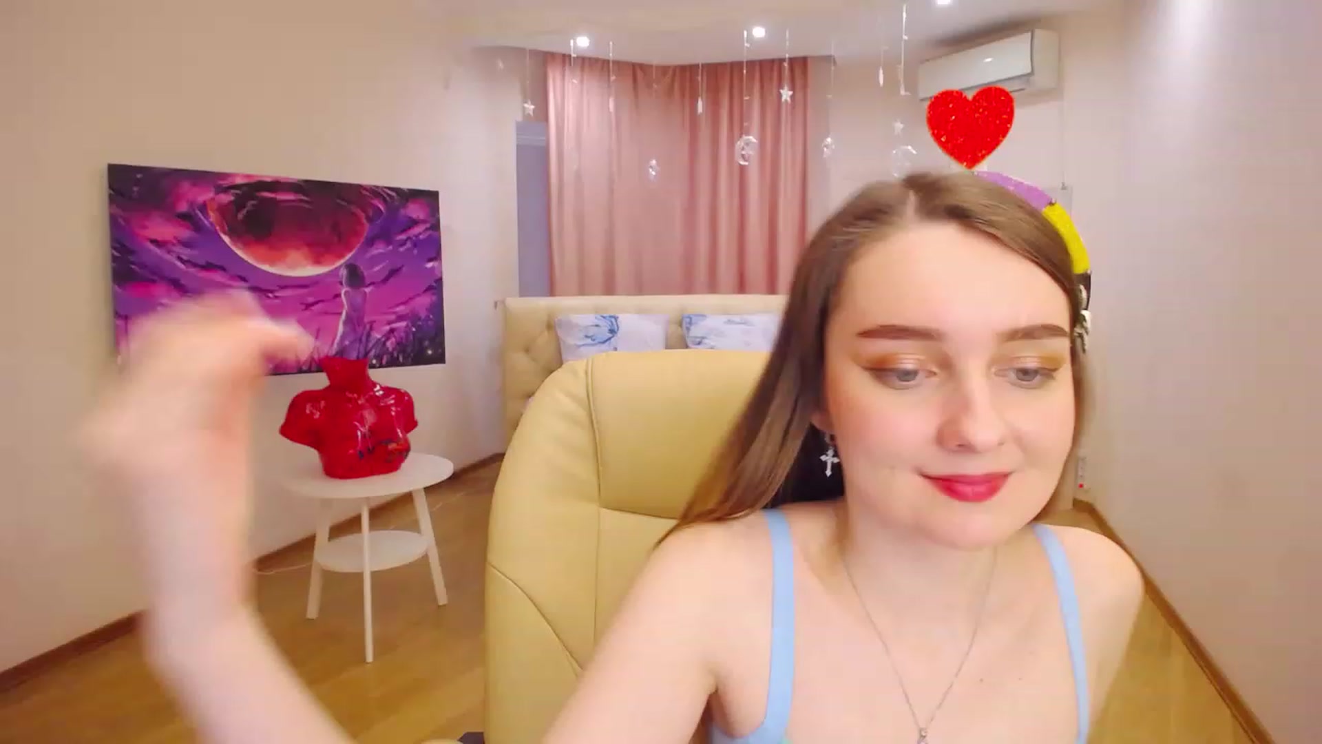 Gallery image thumbnail from OceanFeelss's myfreecams stream on, 02/14/2023, 09:21 image 18 of 20