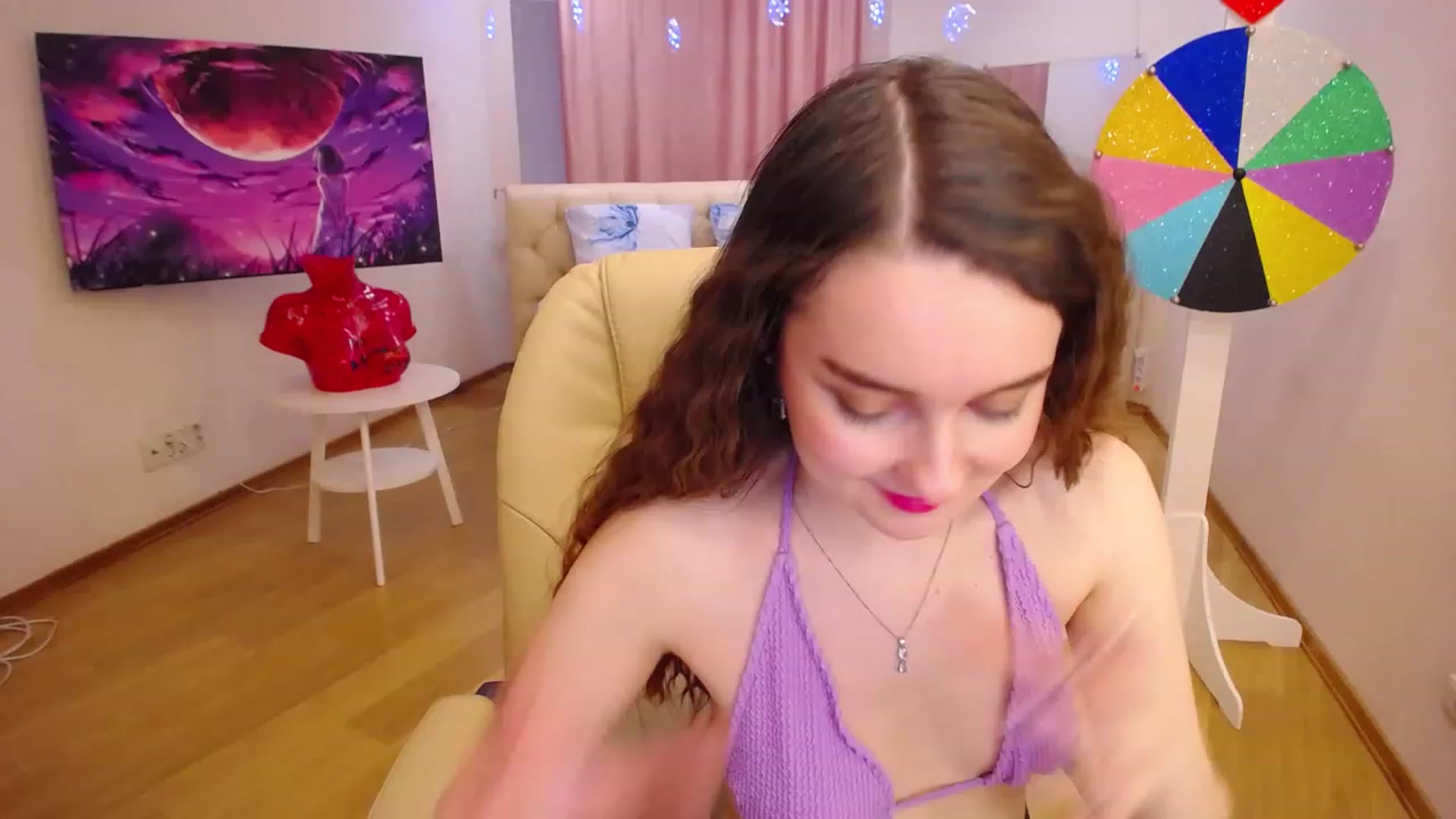 Gallery image thumbnail from OceanFeelss's myfreecams stream on, 02/17/2023, 07:49 image 14 of 20