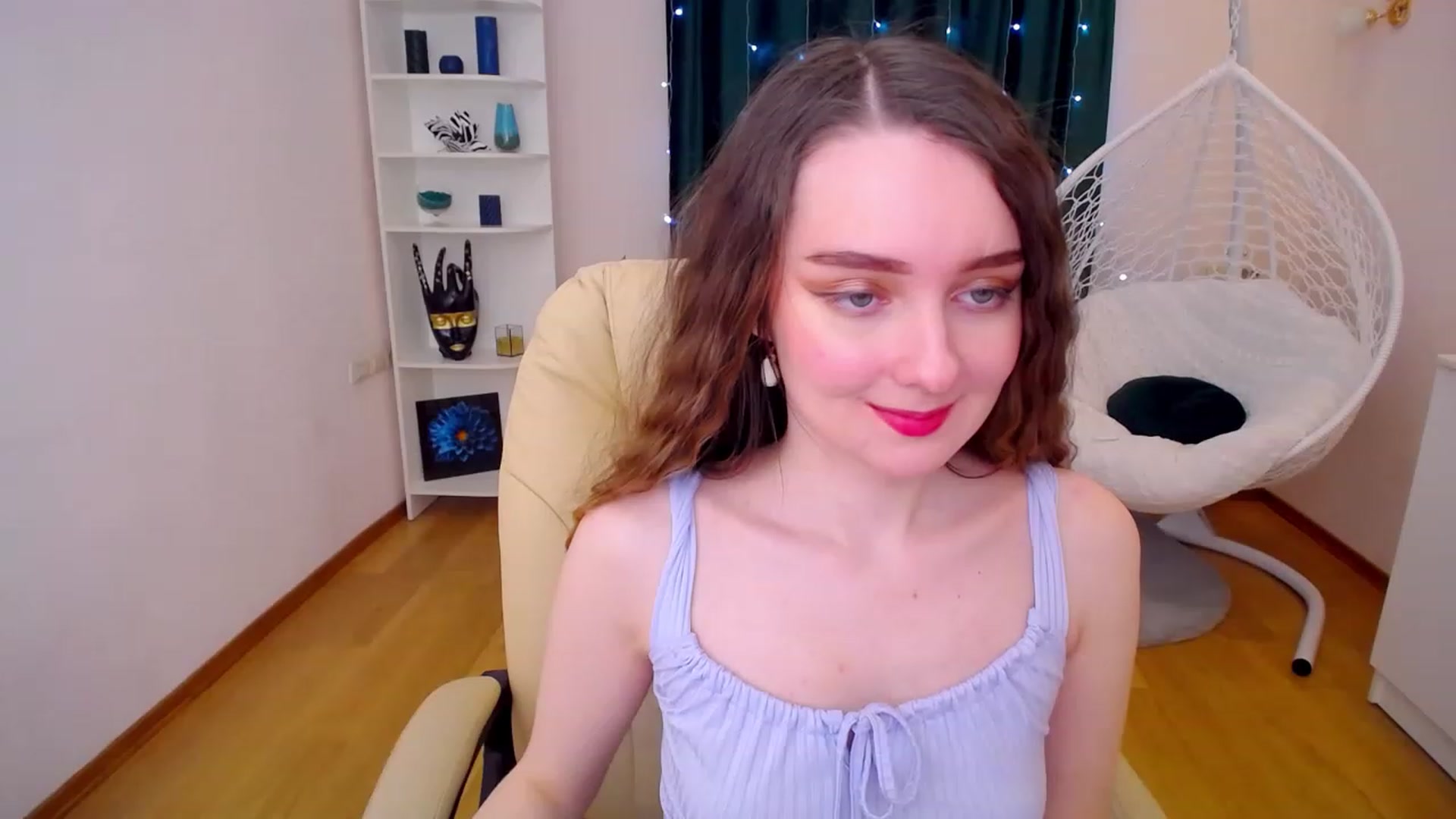 Gallery image thumbnail from OceanFeelss's myfreecams stream on, 02/19/2023, 10:54 image 8 of 20