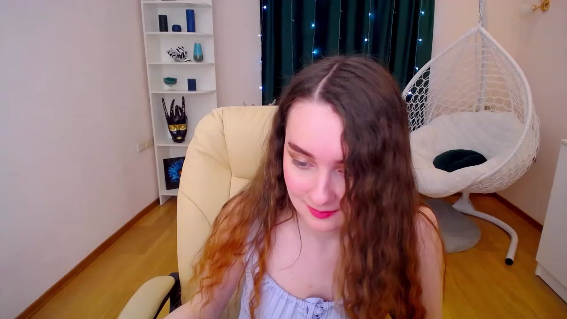 Gallery image thumbnail from OceanFeelss's myfreecams stream on, 02/19/2023, 12:01 image 12 of 20