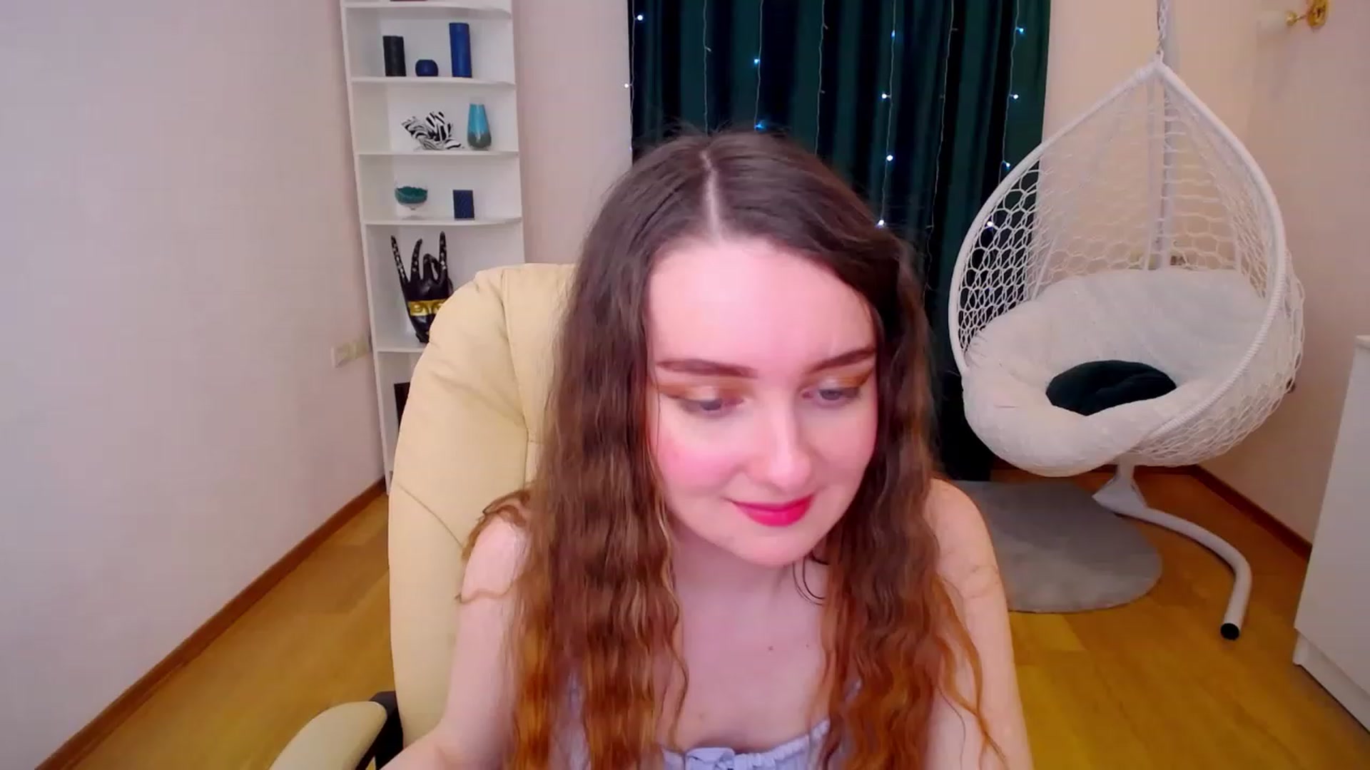 Gallery image thumbnail from OceanFeelss's myfreecams stream on, 02/19/2023, 12:01 image 9 of 20