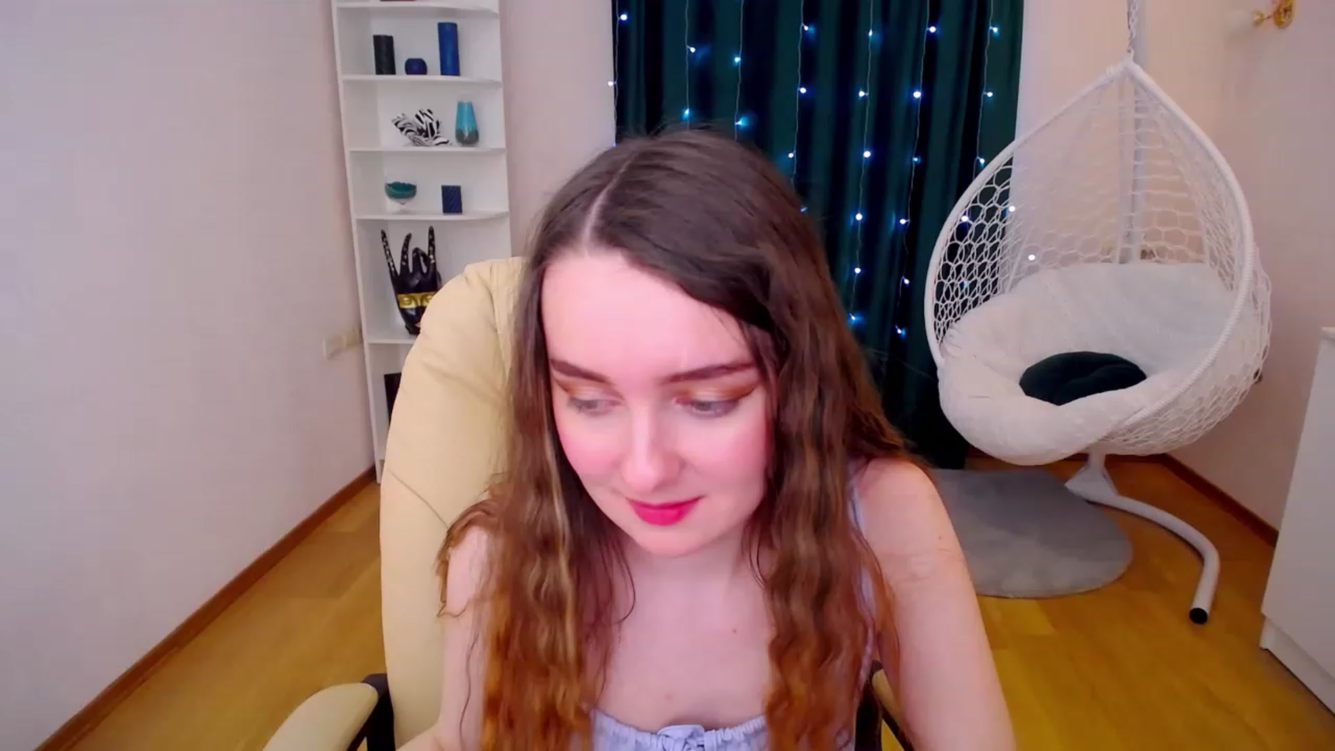 Gallery image thumbnail from OceanFeelss's myfreecams stream on, 02/19/2023, 12:01 image 10 of 20