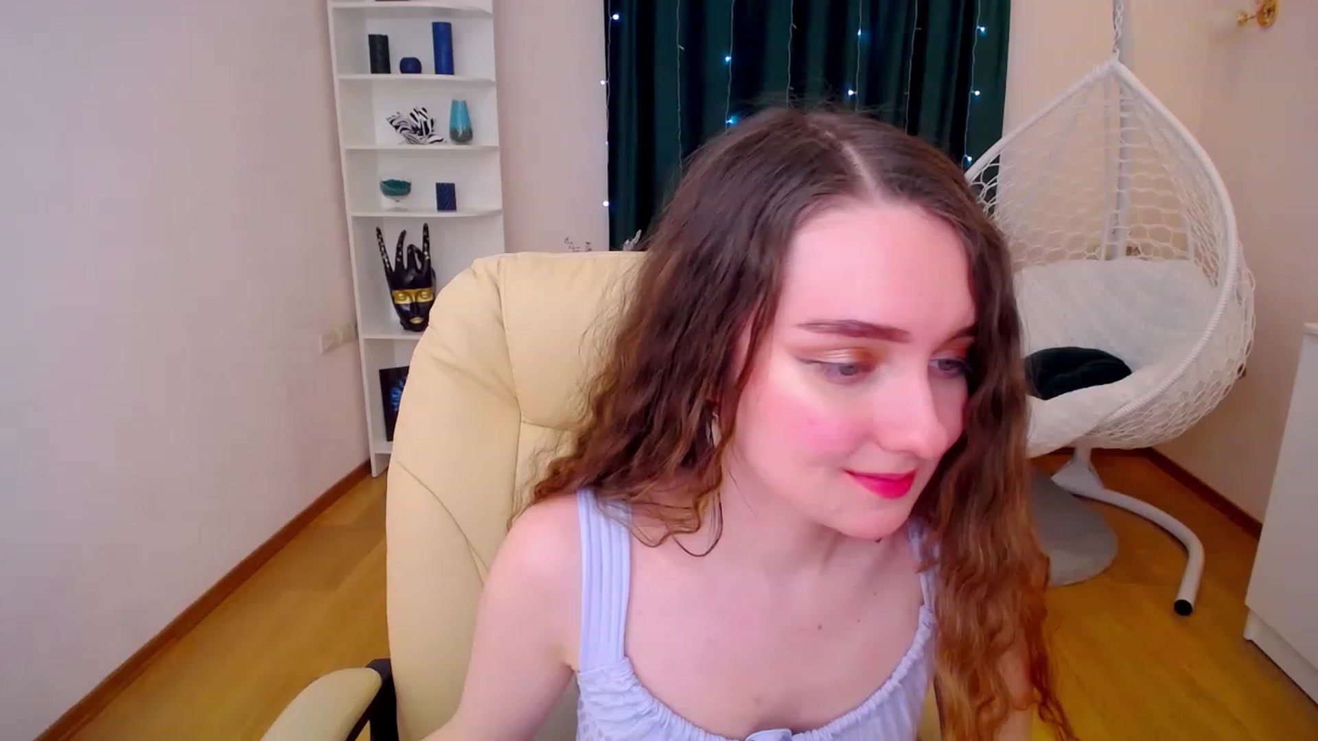 Gallery image thumbnail from OceanFeelss's myfreecams stream on, 02/19/2023, 12:01 image 5 of 20