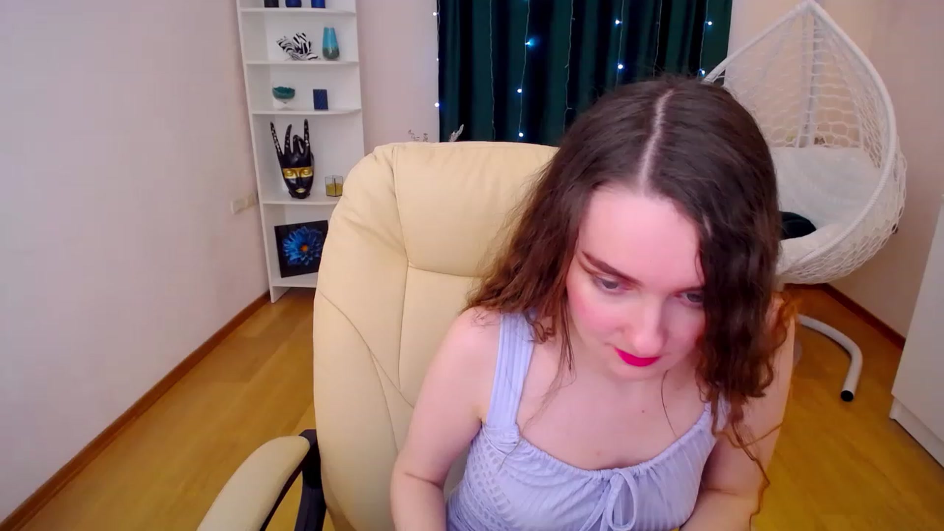 Gallery image thumbnail from OceanFeelss's myfreecams stream on, 02/19/2023, 13:47 image 18 of 20