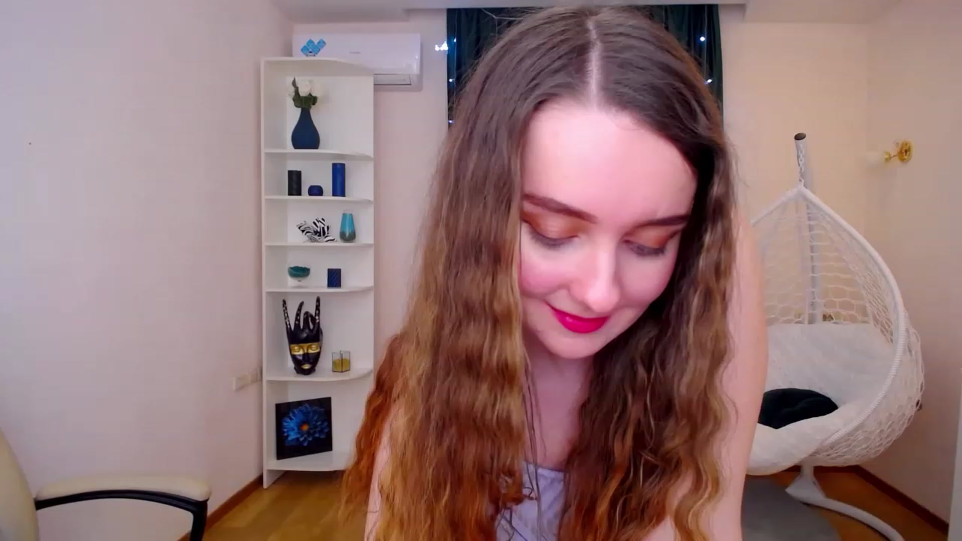 Gallery image thumbnail from OceanFeelss's myfreecams stream on, 02/19/2023, 13:47 image 9 of 20
