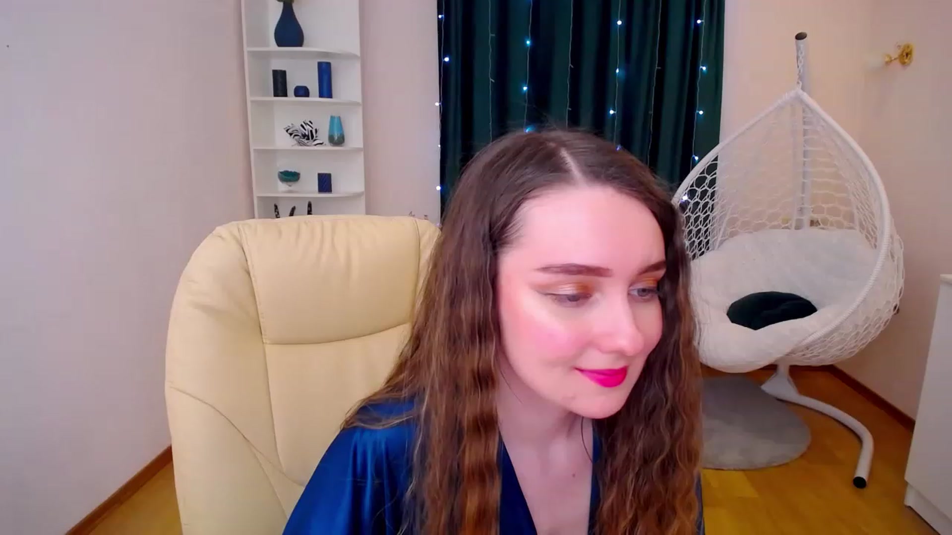Gallery image thumbnail from OceanFeelss's myfreecams stream on, 02/19/2023, 14:47 image 6 of 20