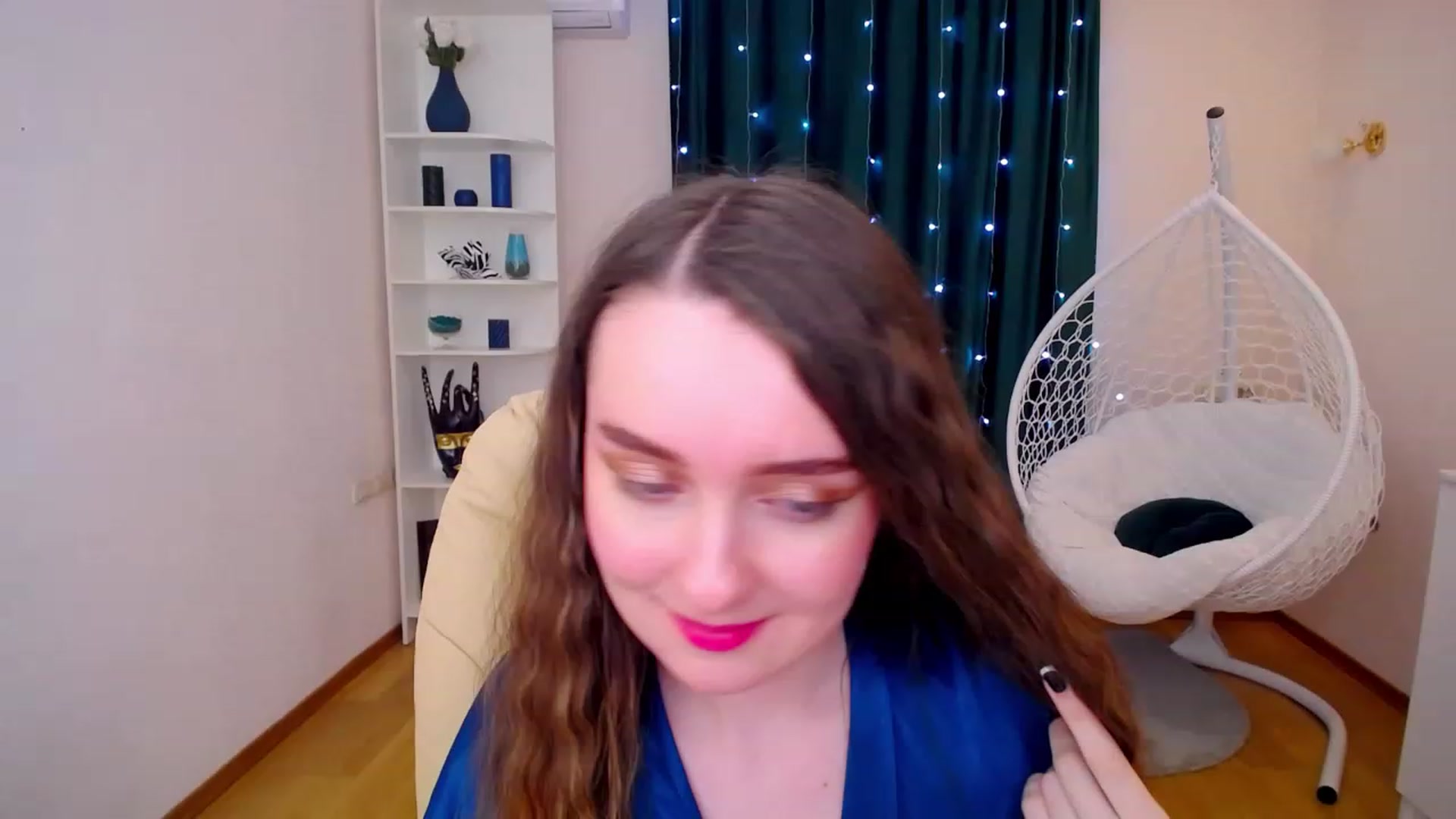 Gallery image thumbnail from OceanFeelss's myfreecams stream on, 02/19/2023, 14:47 image 12 of 20