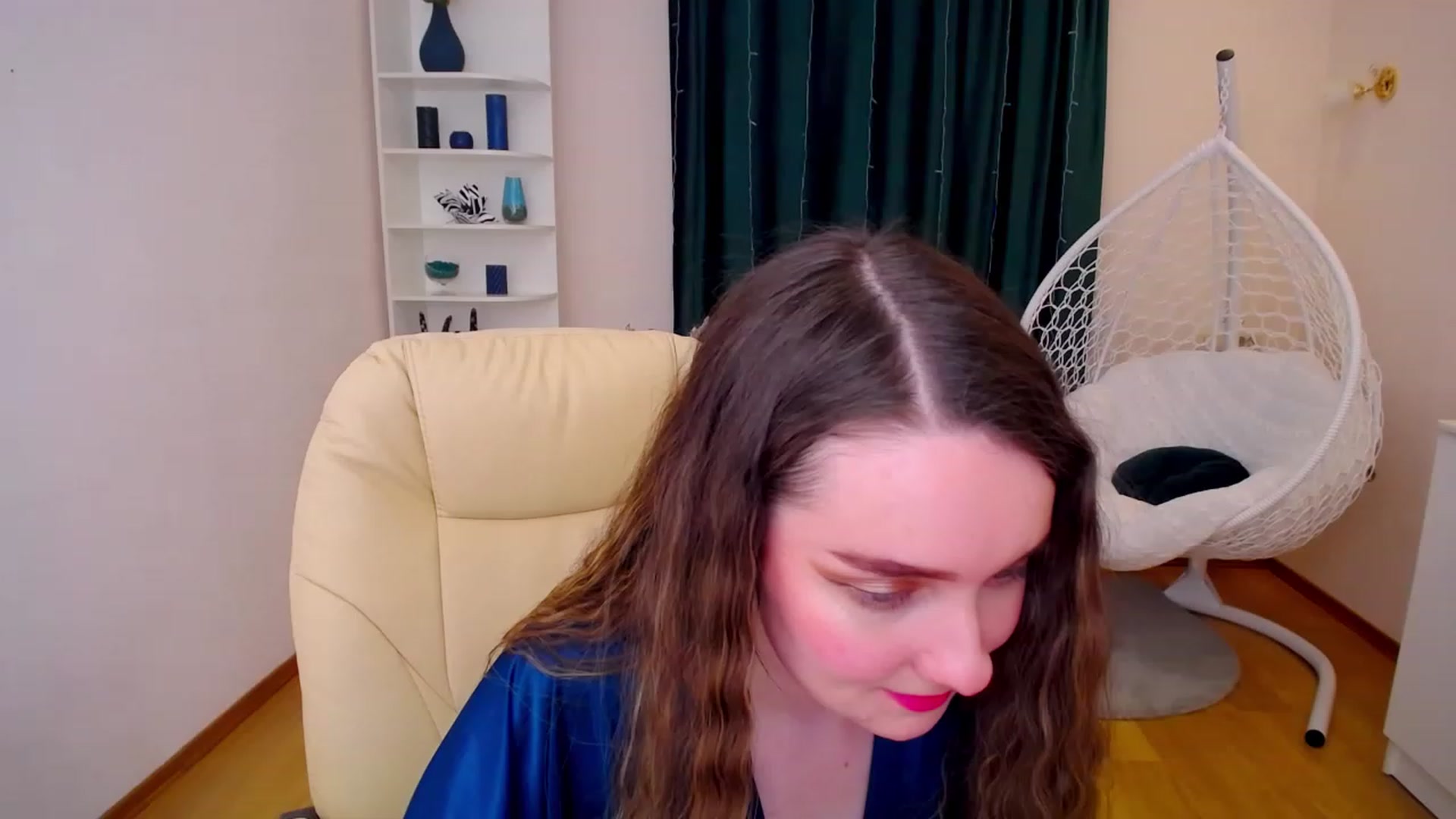 Gallery image thumbnail from OceanFeelss's myfreecams stream on, 02/19/2023, 14:47 image 3 of 20