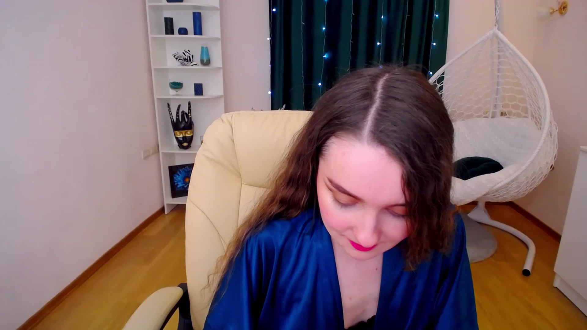 Gallery image thumbnail from OceanFeelss's myfreecams stream on, 02/19/2023, 14:47 image 15 of 20
