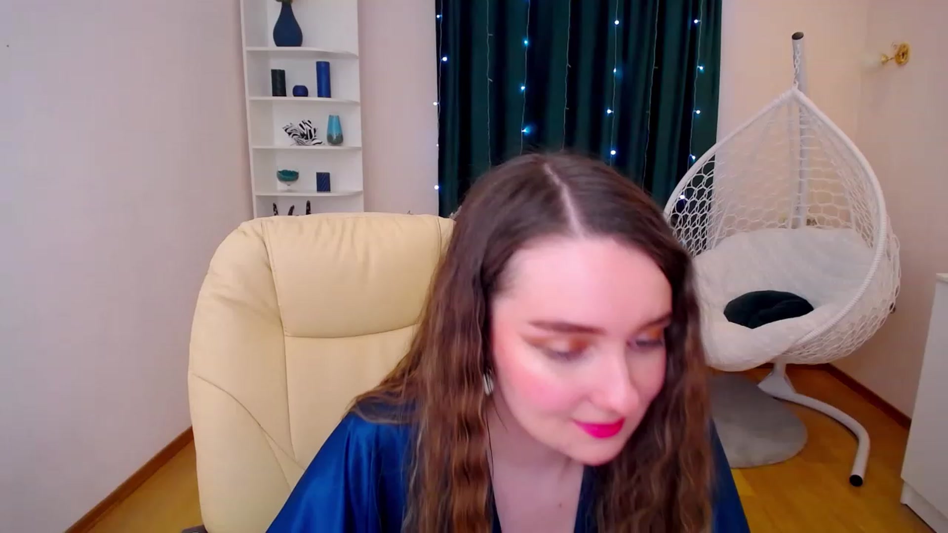 Gallery image thumbnail from OceanFeelss's myfreecams stream on, 02/19/2023, 14:47 image 4 of 20