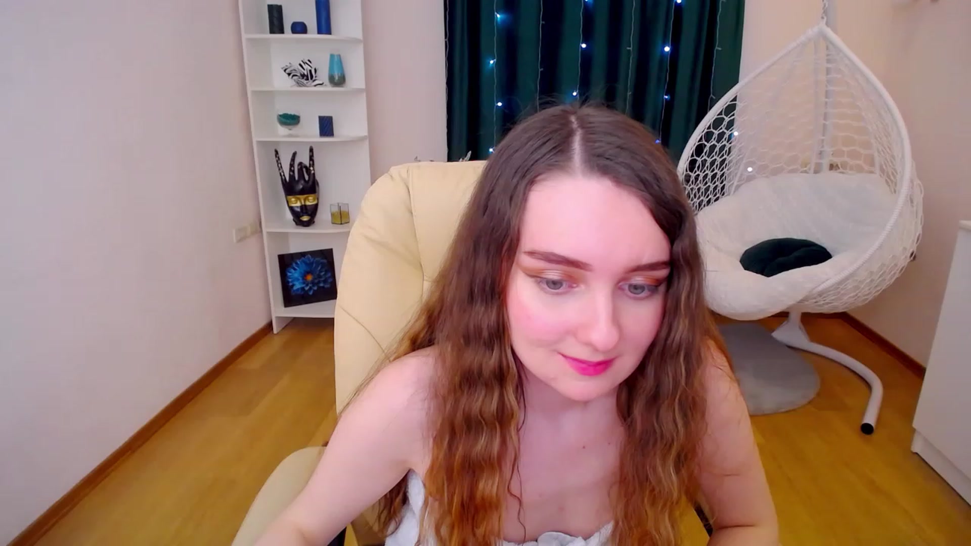 Gallery image thumbnail from OceanFeelss's myfreecams stream on, 02/19/2023, 16:50 image 19 of 20