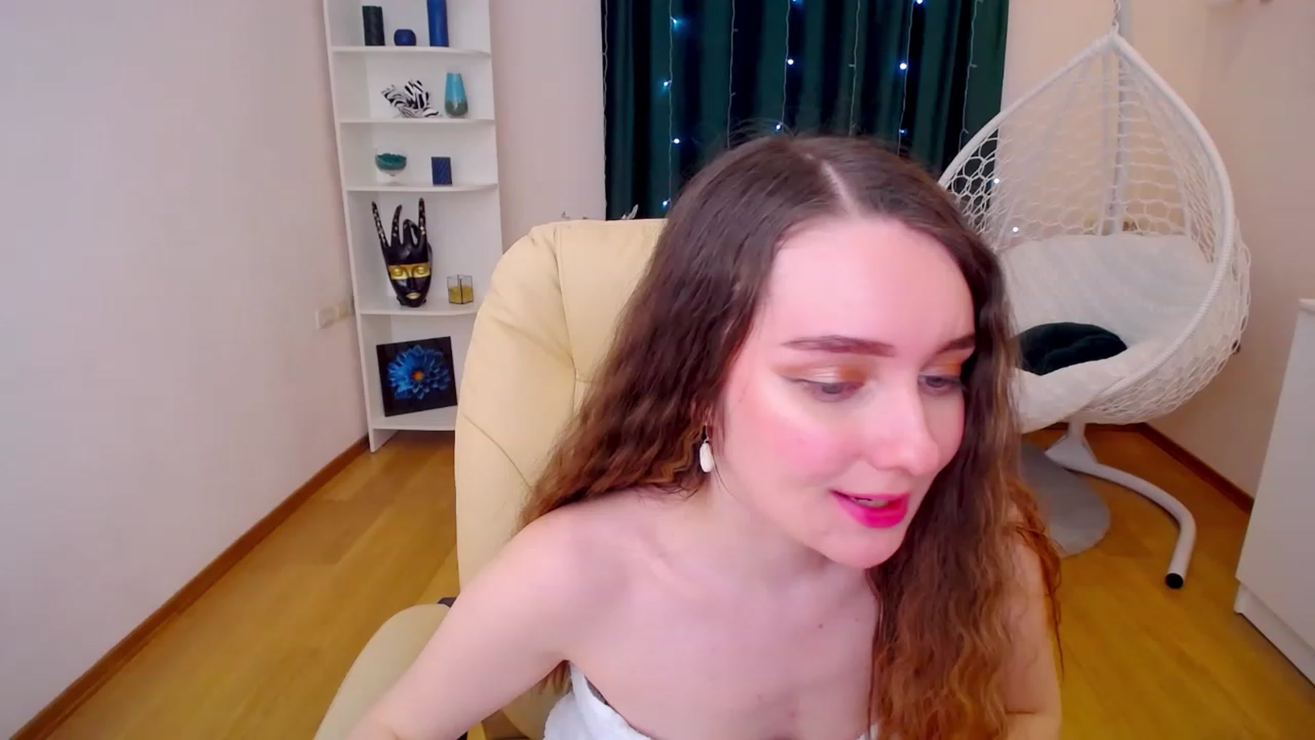Gallery image thumbnail from OceanFeelss's myfreecams stream on, 02/19/2023, 16:50 image 20 of 20