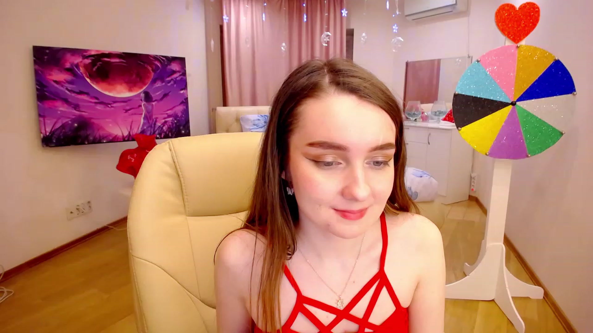 Gallery image thumbnail from OceanFeelss's myfreecams stream on, 02/20/2023, 20:54 image 10 of 20