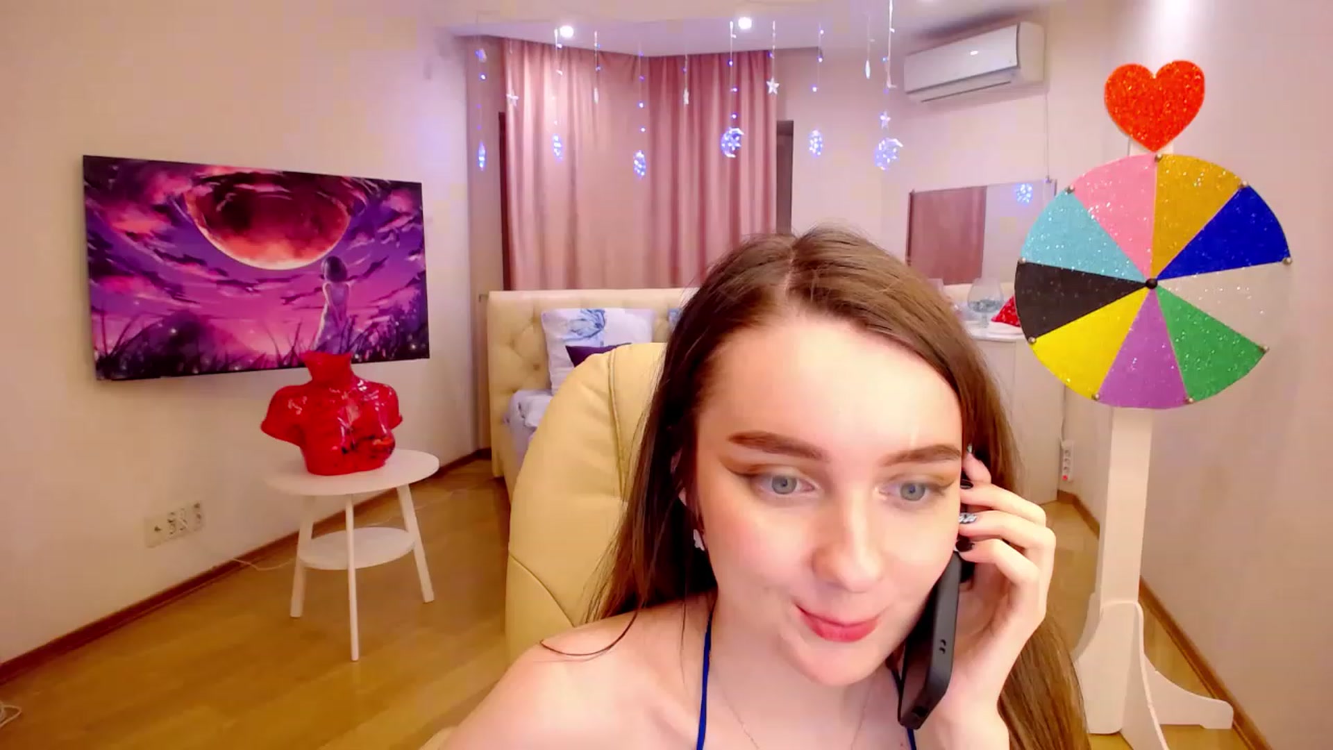 Gallery image thumbnail from OceanFeelss's myfreecams stream on, 02/20/2023, 22:13 image 14 of 20
