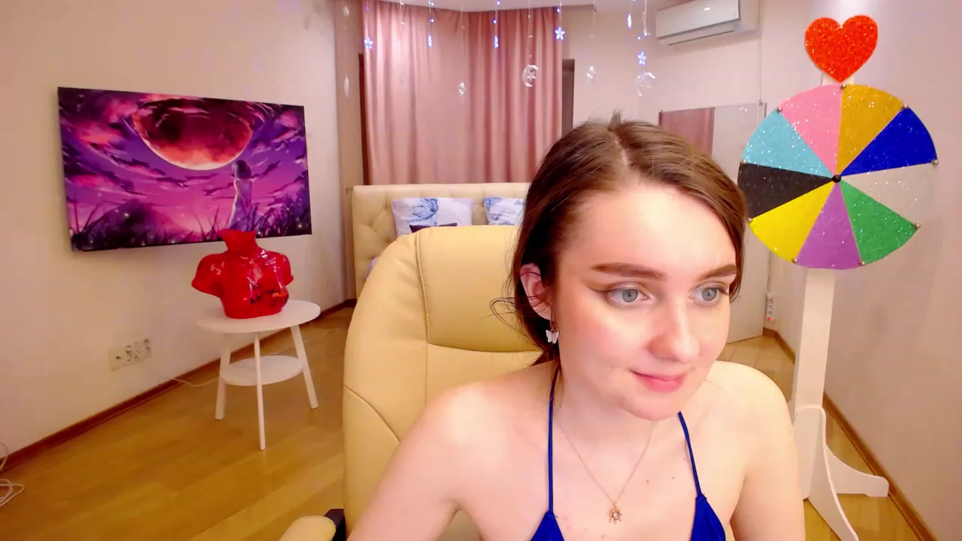 Gallery image thumbnail from OceanFeelss's myfreecams stream on, 02/21/2023, 01:12 image 7 of 20