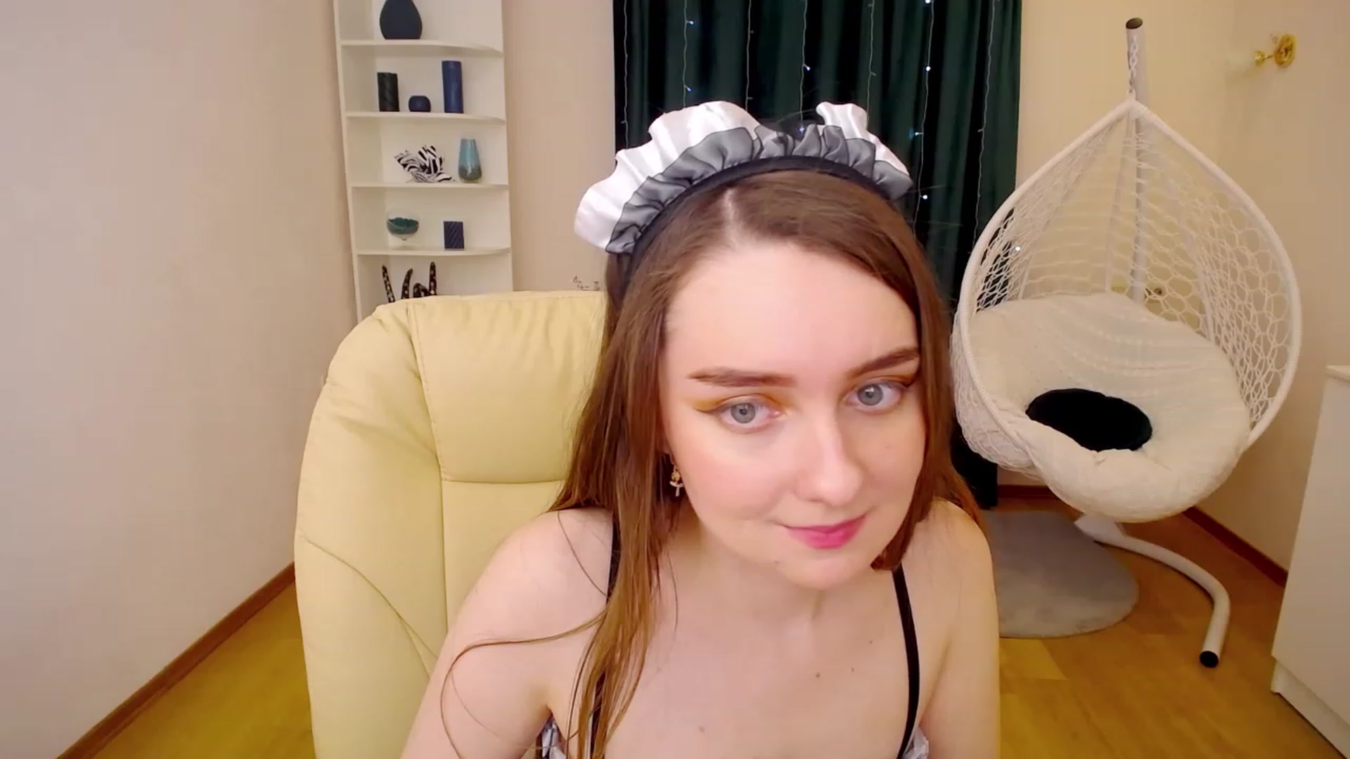 Gallery image thumbnail from OceanFeelss's myfreecams stream on, 02/22/2023, 10:05 image 20 of 20