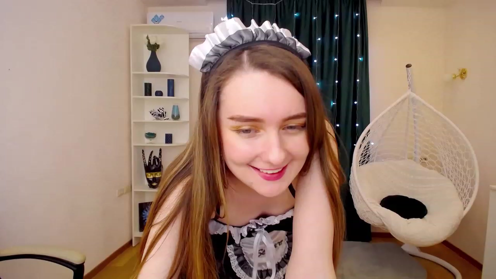 Gallery image thumbnail from OceanFeelss's myfreecams stream on, 02/22/2023, 10:05 image 2 of 20