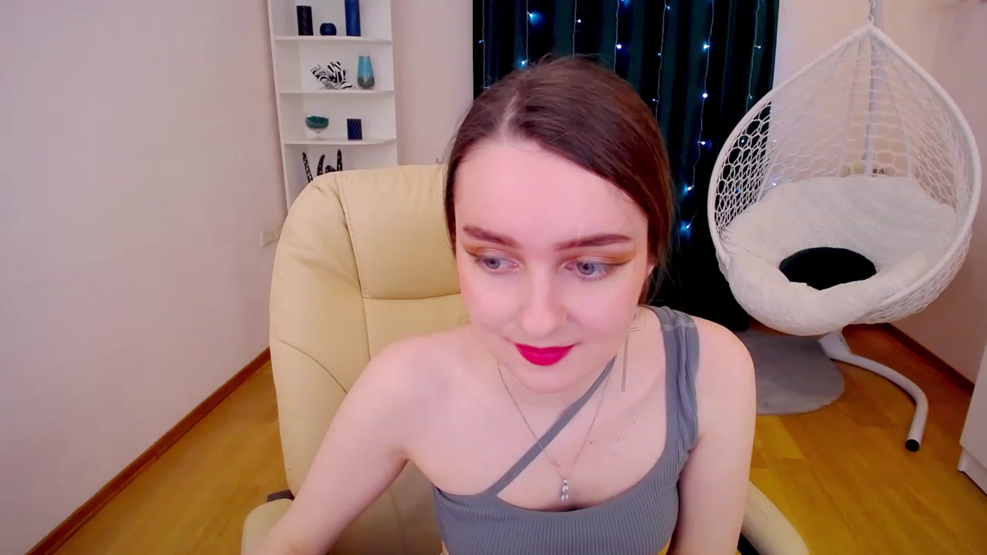Gallery image thumbnail from OceanFeelss's myfreecams stream on, 02/26/2023, 12:07 image 5 of 20