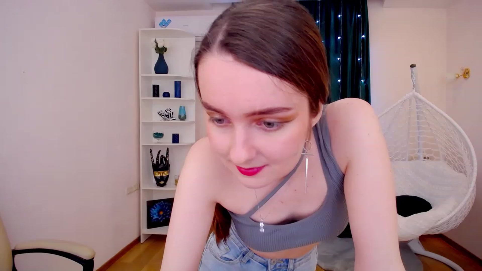 Gallery image thumbnail from OceanFeelss's myfreecams stream on, 02/26/2023, 12:07 image 10 of 20